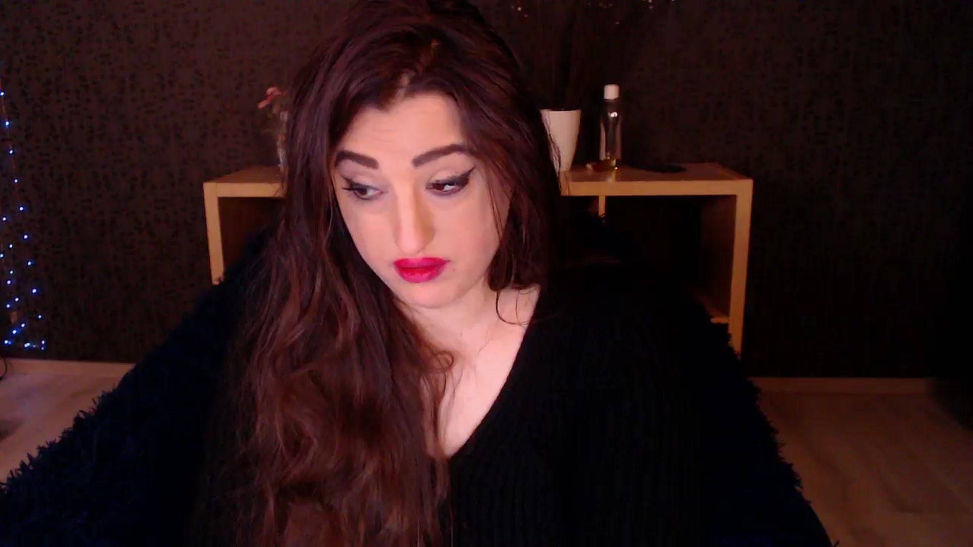 Gallery image thumbnail from HotRebbecca's myfreecams stream on, 11/18/2024, 03:35 image 16 of 20