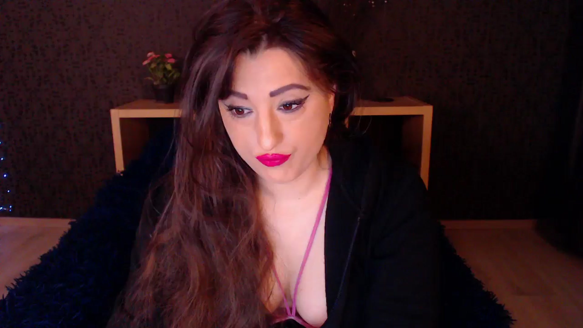 Gallery image thumbnail from HotRebbecca's myfreecams stream on, 11/18/2024, 23:45 image 8 of 20