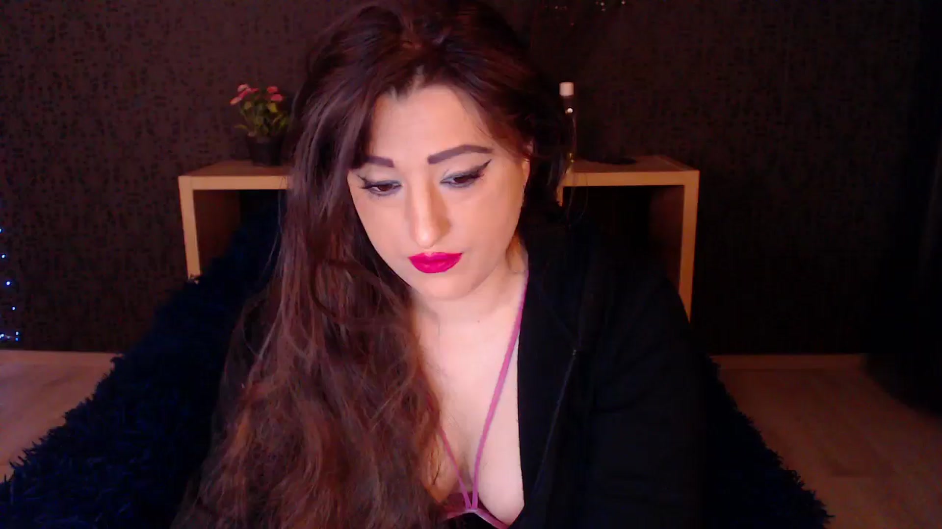 Gallery image thumbnail from HotRebbecca's myfreecams stream on, 11/18/2024, 23:45 image 9 of 20