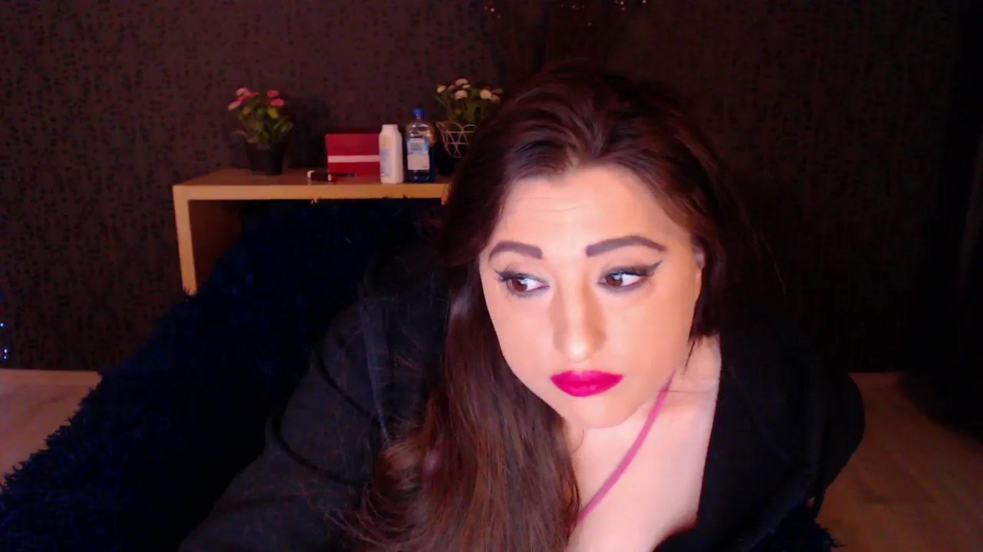 Gallery image thumbnail from HotRebbecca's myfreecams stream on, 11/19/2024, 24:51 image 3 of 20