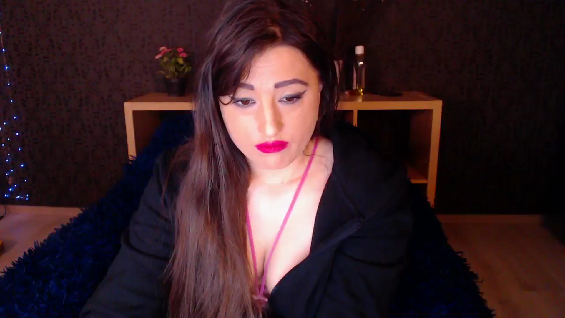 Gallery image thumbnail from HotRebbecca's myfreecams stream on, 11/19/2024, 02:29 image 12 of 20