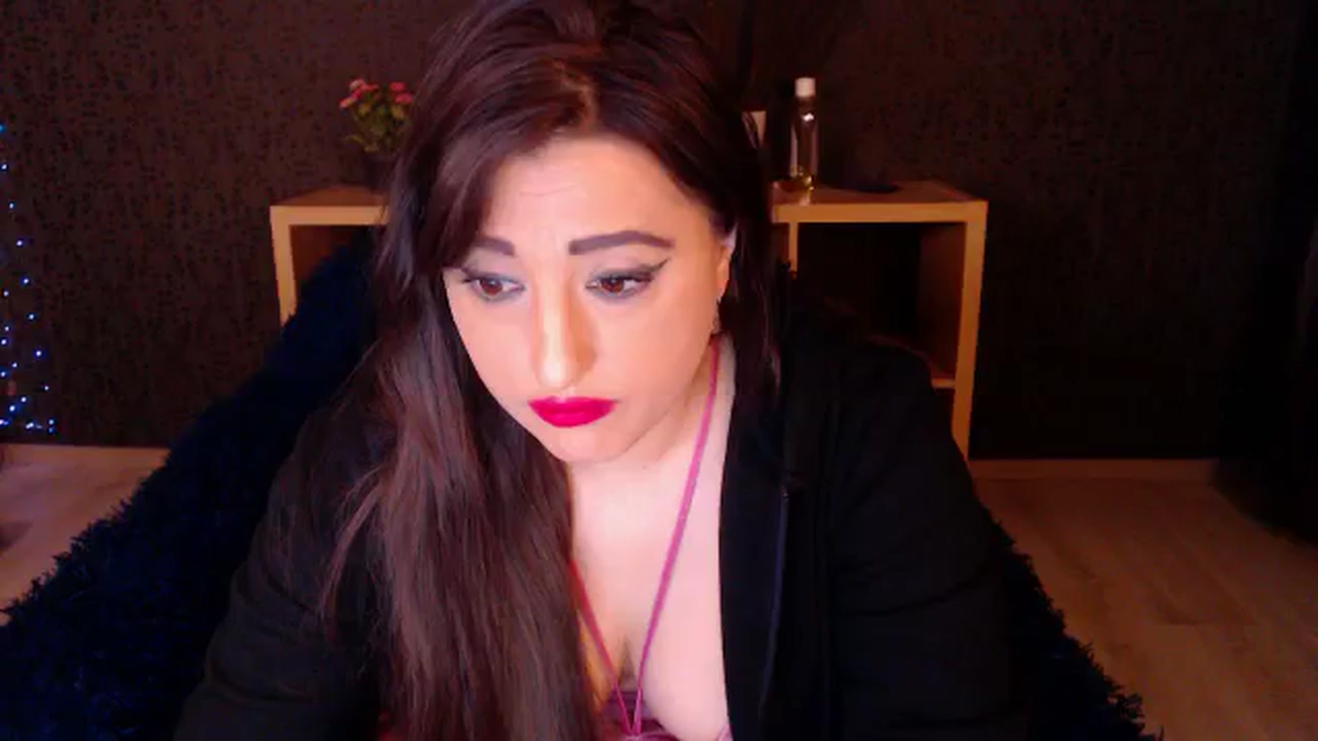 Gallery image thumbnail from HotRebbecca's myfreecams stream on, 11/19/2024, 03:43 image 7 of 20