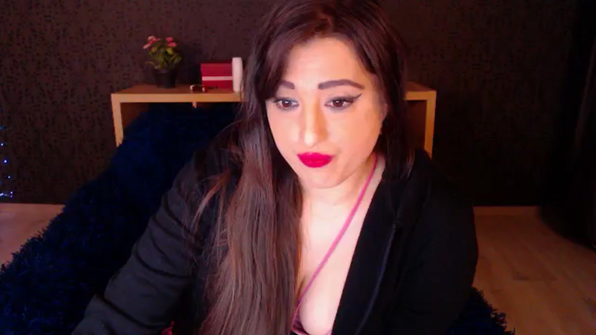 Gallery image thumbnail from HotRebbecca's myfreecams stream on, 11/19/2024, 03:43 image 14 of 20
