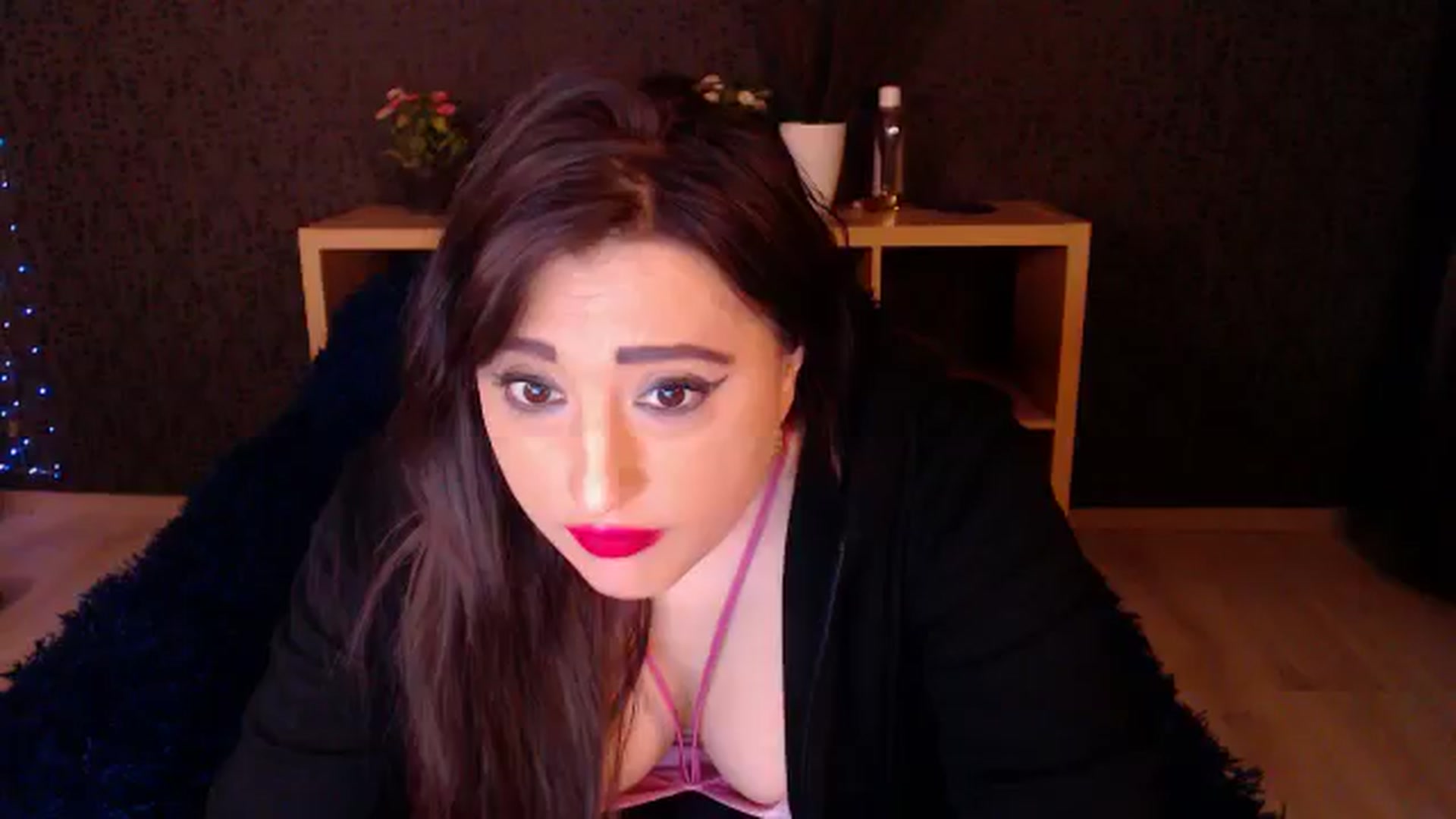 Gallery image thumbnail from HotRebbecca's myfreecams stream on, 11/19/2024, 03:43 image 3 of 20