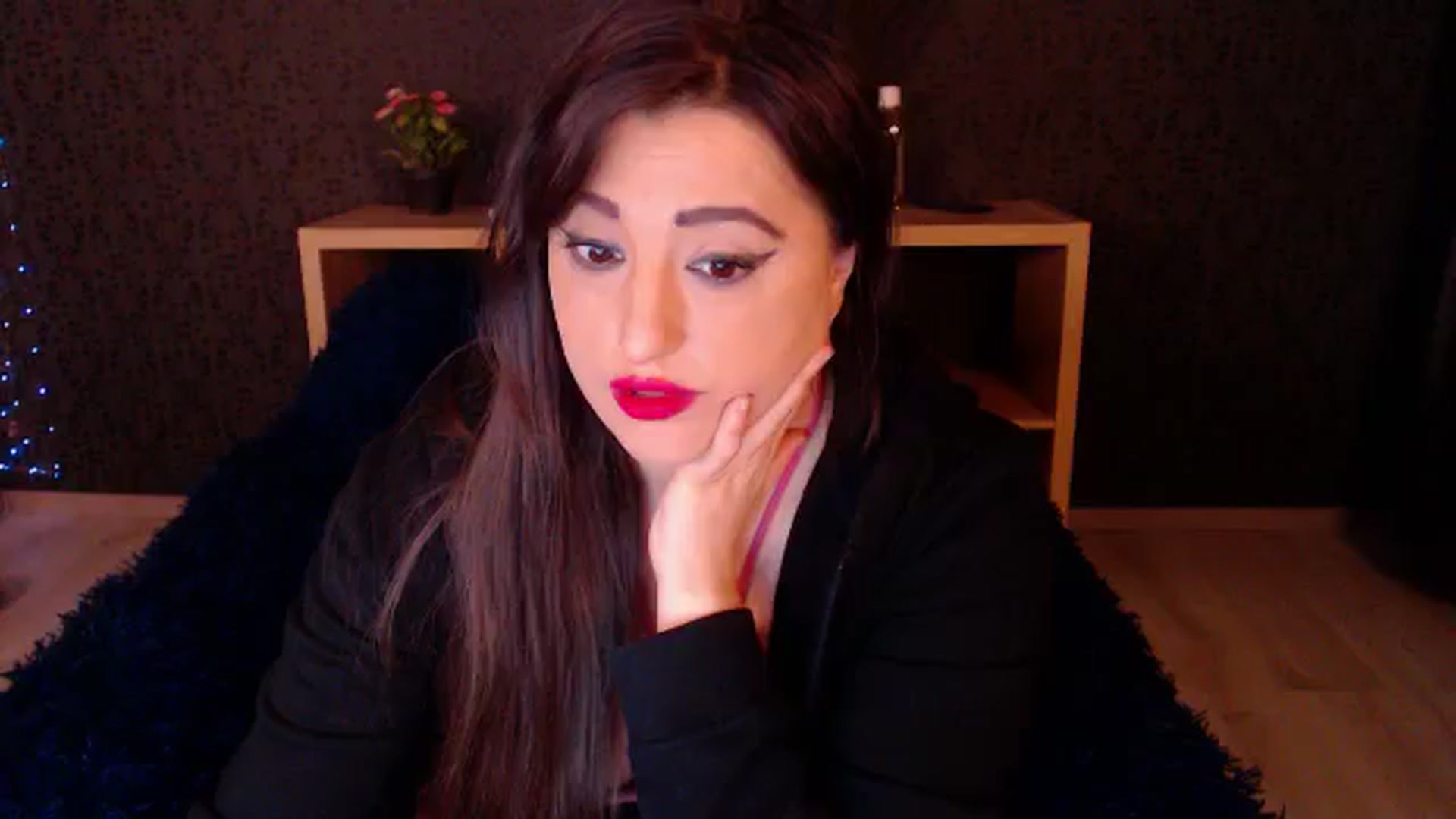 Gallery image thumbnail from HotRebbecca's myfreecams stream on, 11/19/2024, 03:43 image 5 of 20