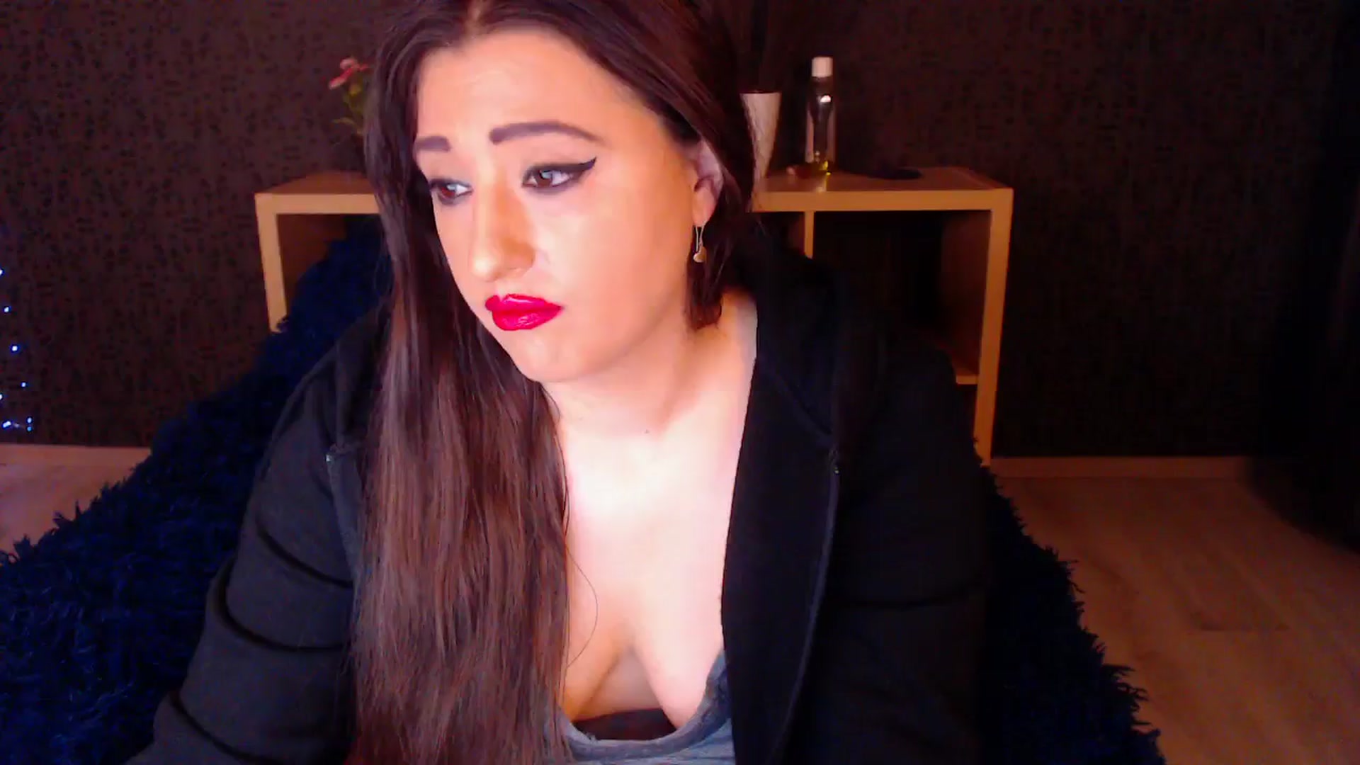 Gallery image thumbnail from HotRebbecca's myfreecams stream on, 11/21/2024, 01:59 image 12 of 20