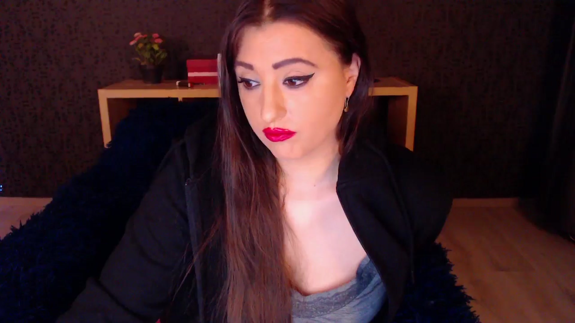Gallery image thumbnail from HotRebbecca's myfreecams stream on, 11/21/2024, 01:59 image 16 of 20