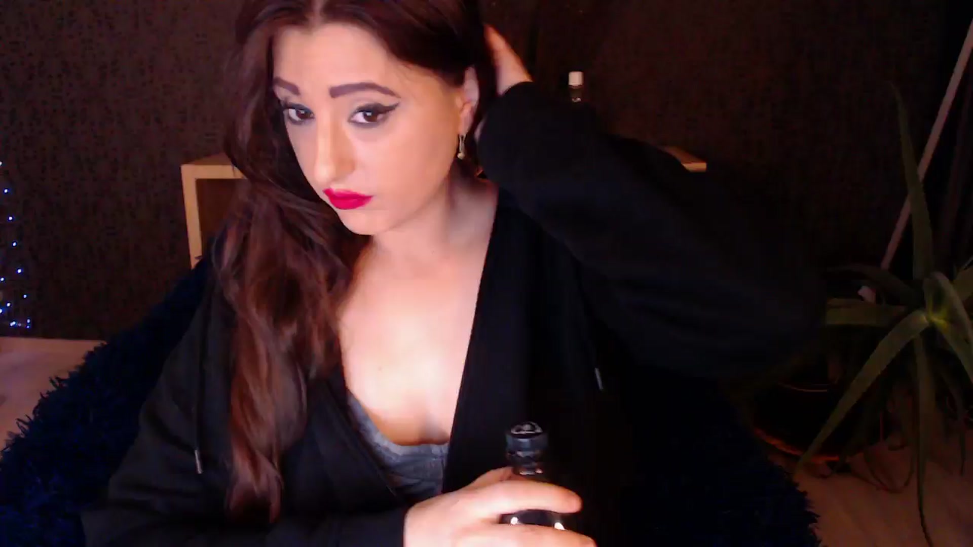 Gallery image thumbnail from HotRebbecca's myfreecams stream on, 11/22/2024, 01:01 image 13 of 20