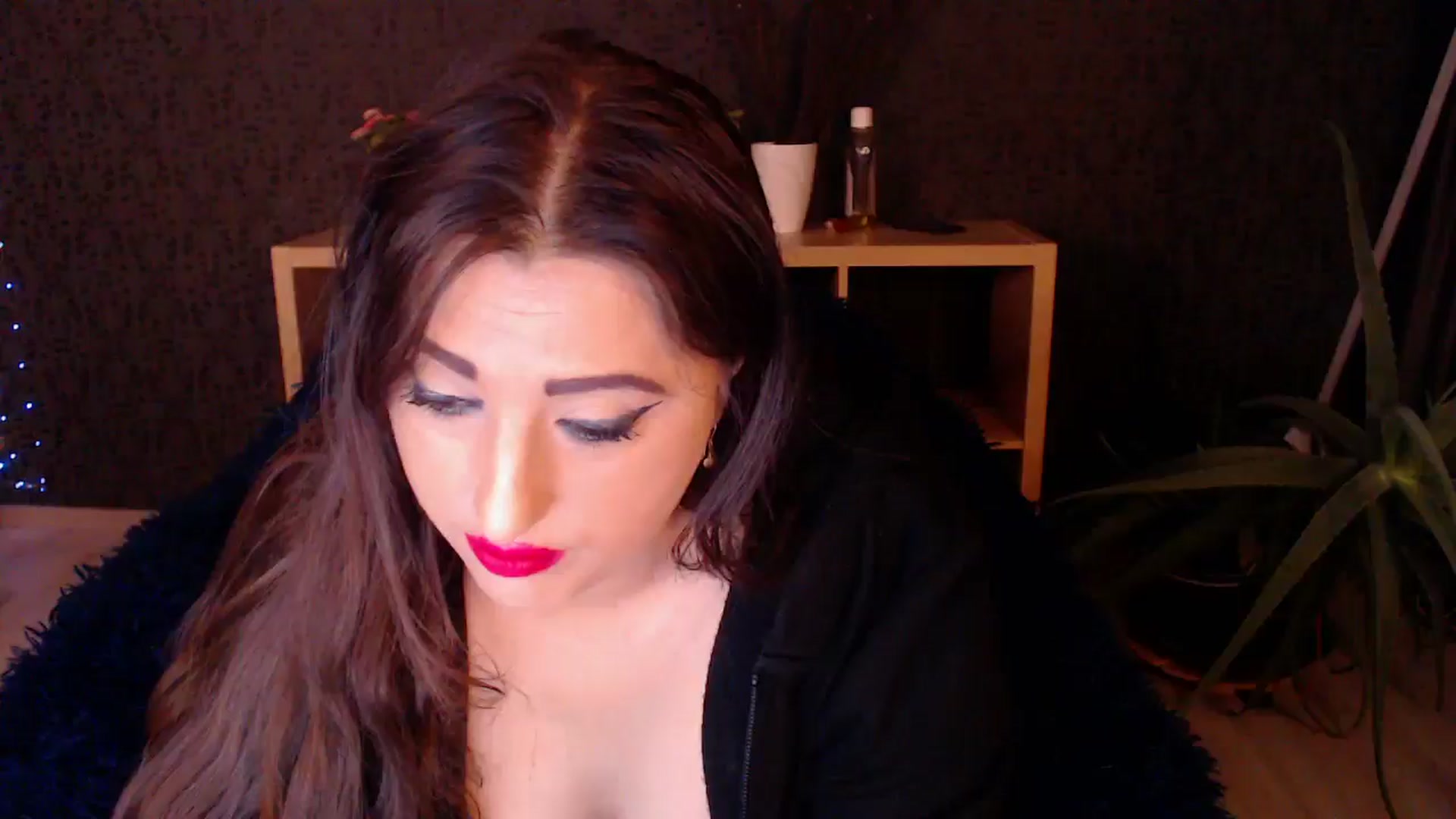 Gallery image thumbnail from HotRebbecca's myfreecams stream on, 11/22/2024, 01:01 image 6 of 20