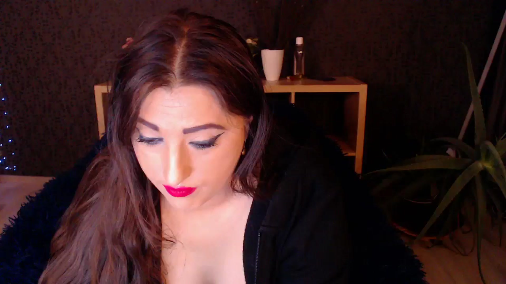 Gallery image thumbnail from HotRebbecca's myfreecams stream on, 11/22/2024, 01:01 image 5 of 20