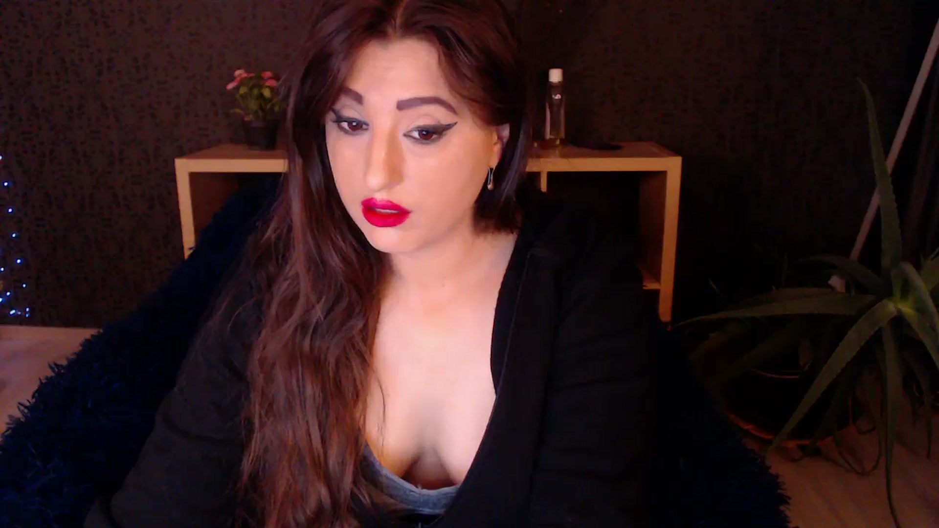 Gallery image thumbnail from HotRebbecca's myfreecams stream on, 11/22/2024, 01:01 image 17 of 20