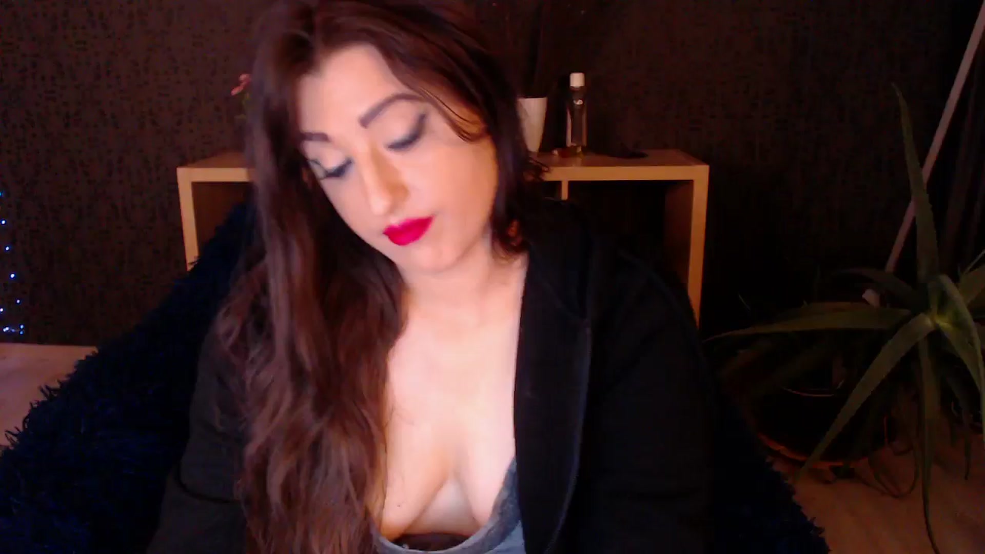 Gallery image thumbnail from HotRebbecca's myfreecams stream on, 11/22/2024, 01:58 image 3 of 20