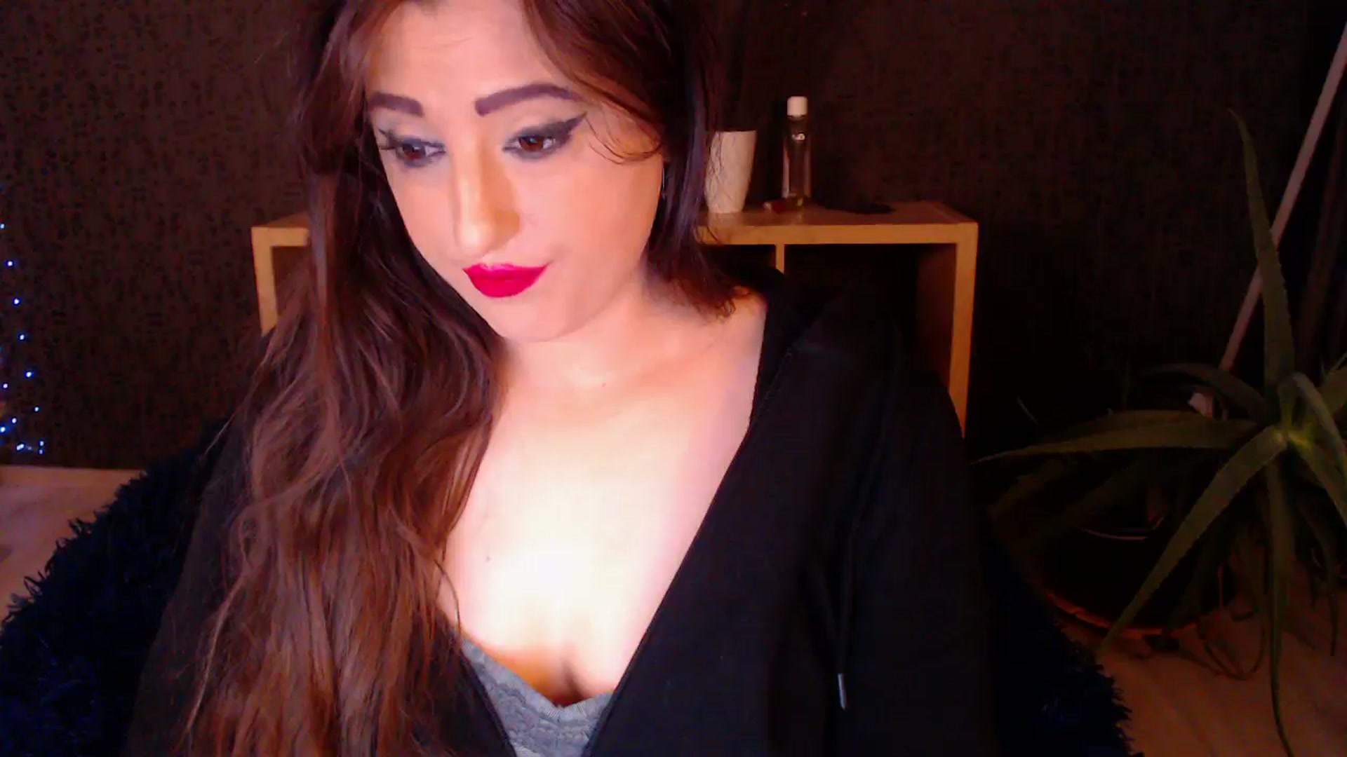 Gallery image thumbnail from HotRebbecca's myfreecams stream on, 11/22/2024, 01:58 image 12 of 20