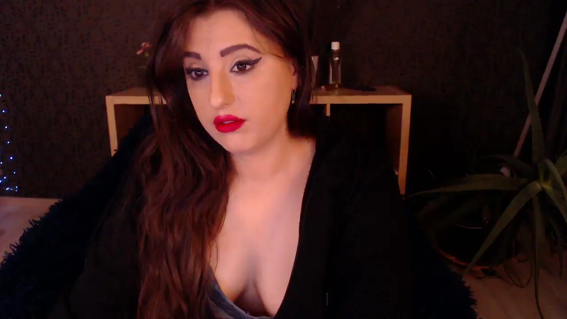 Gallery image thumbnail from HotRebbecca's myfreecams stream on, 11/22/2024, 01:58 image 10 of 20