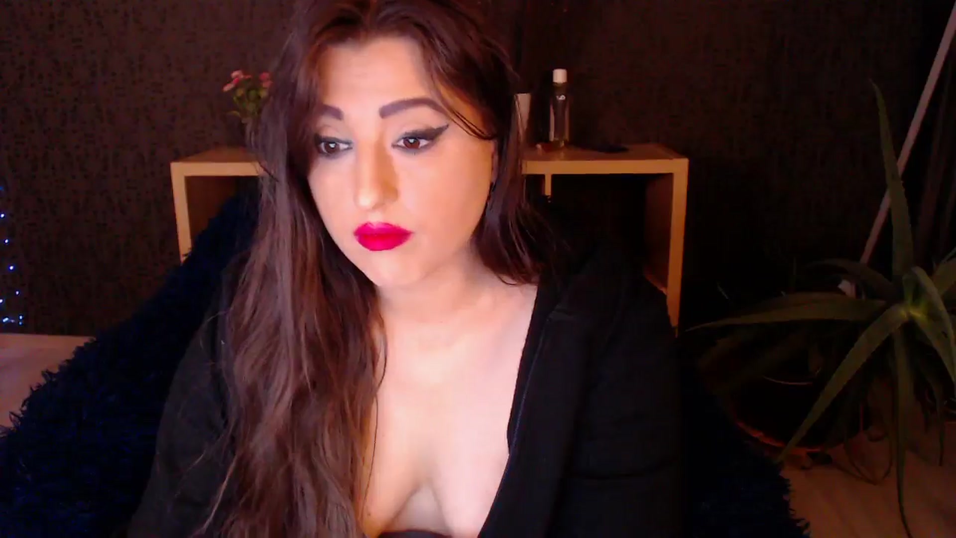 Gallery image thumbnail from HotRebbecca's myfreecams stream on, 11/22/2024, 01:58 image 18 of 20