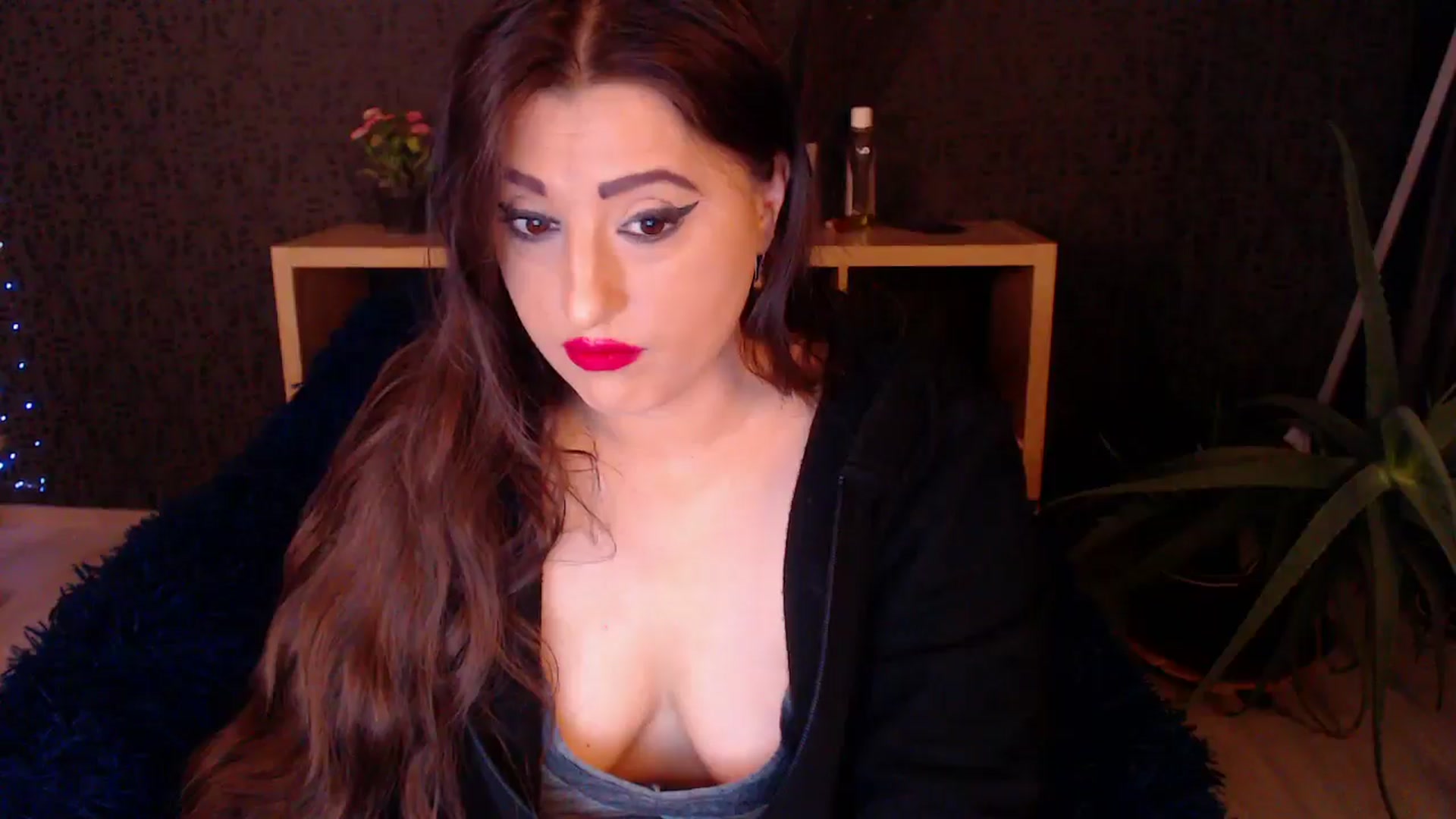 Gallery image thumbnail from HotRebbecca's myfreecams stream on, 11/22/2024, 01:58 image 9 of 20