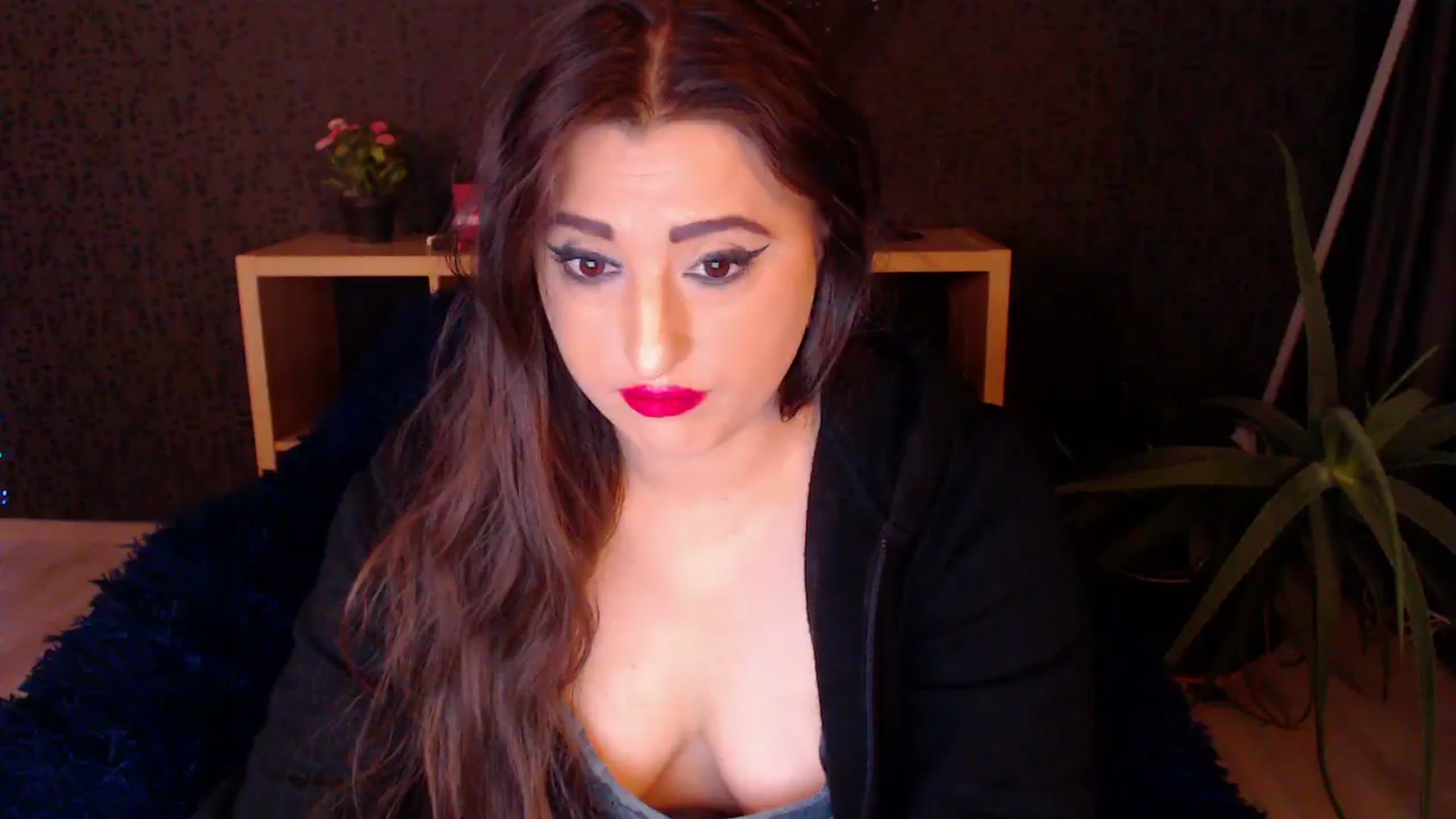 Gallery image thumbnail from HotRebbecca's myfreecams stream on, 11/22/2024, 03:43 image 3 of 20