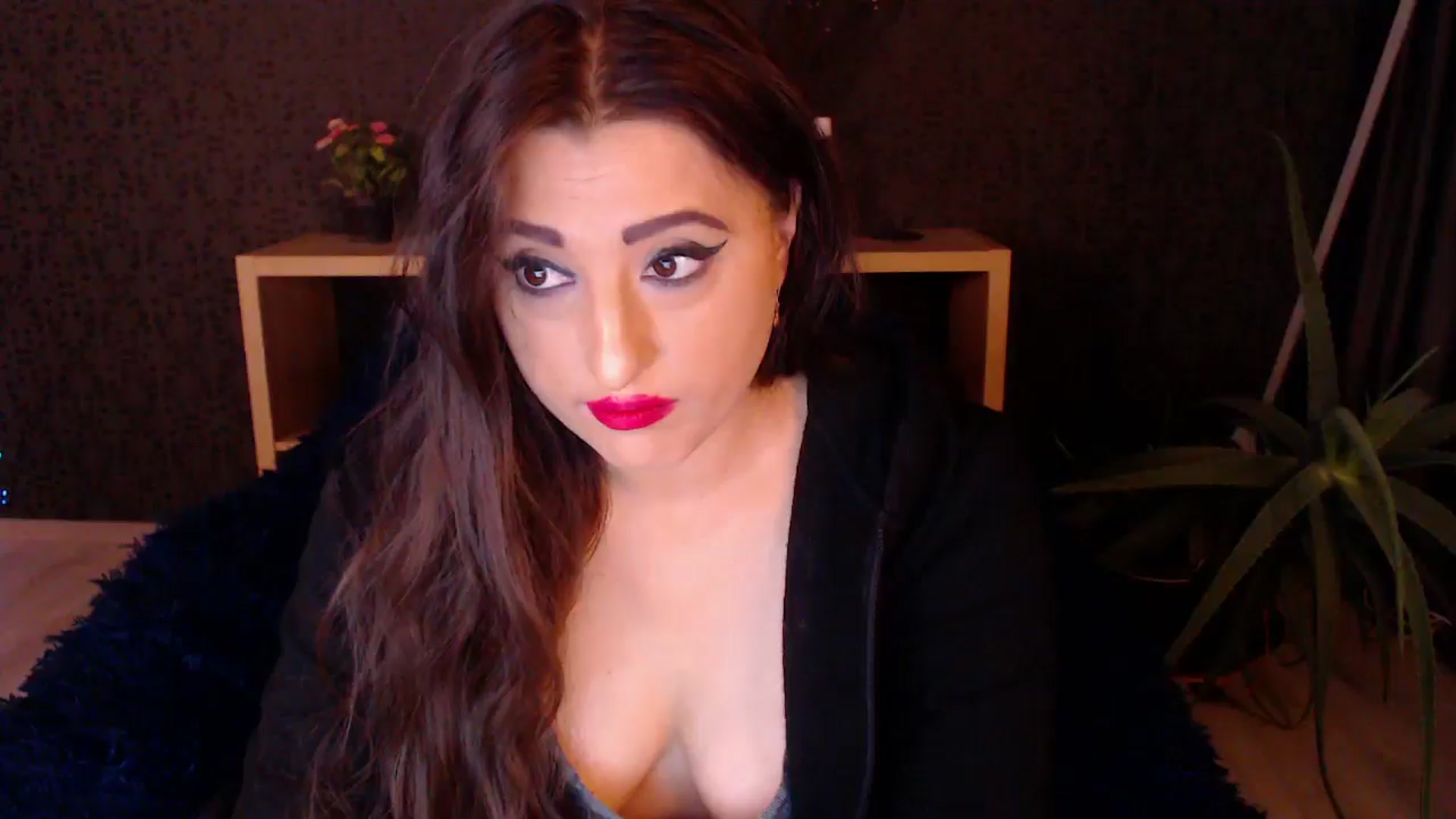 Gallery image thumbnail from HotRebbecca's myfreecams stream on, 11/22/2024, 03:43 image 5 of 20