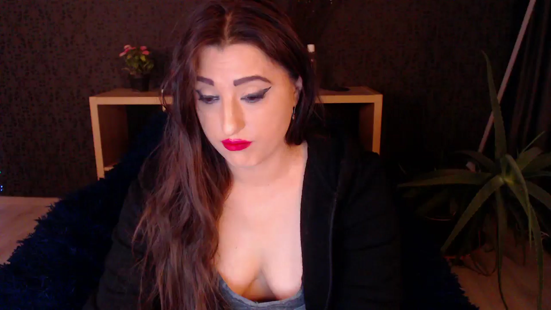 Gallery image thumbnail from HotRebbecca's myfreecams stream on, 11/22/2024, 03:43 image 7 of 20