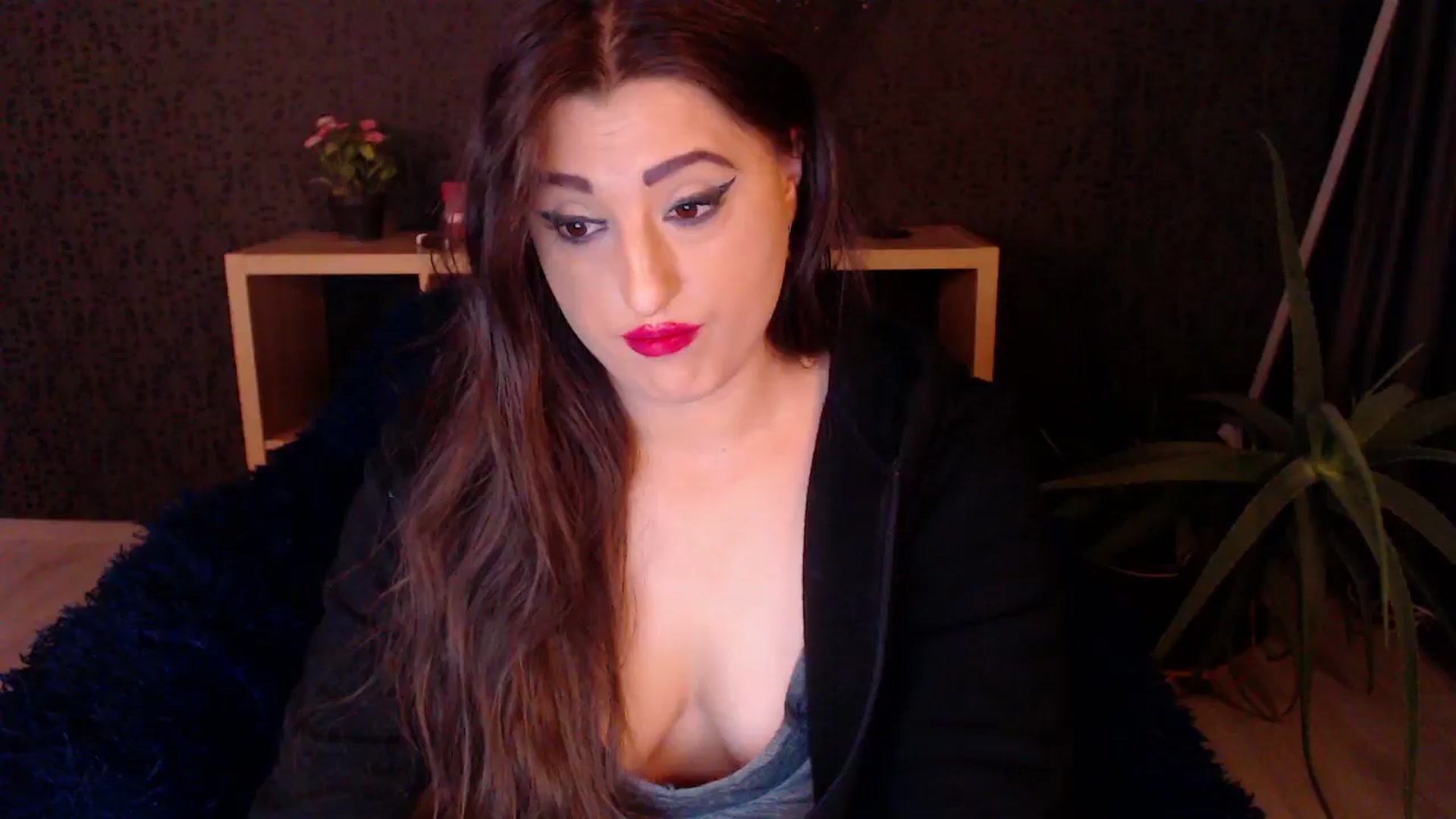 Gallery image thumbnail from HotRebbecca's myfreecams stream on, 11/22/2024, 03:43 image 14 of 20