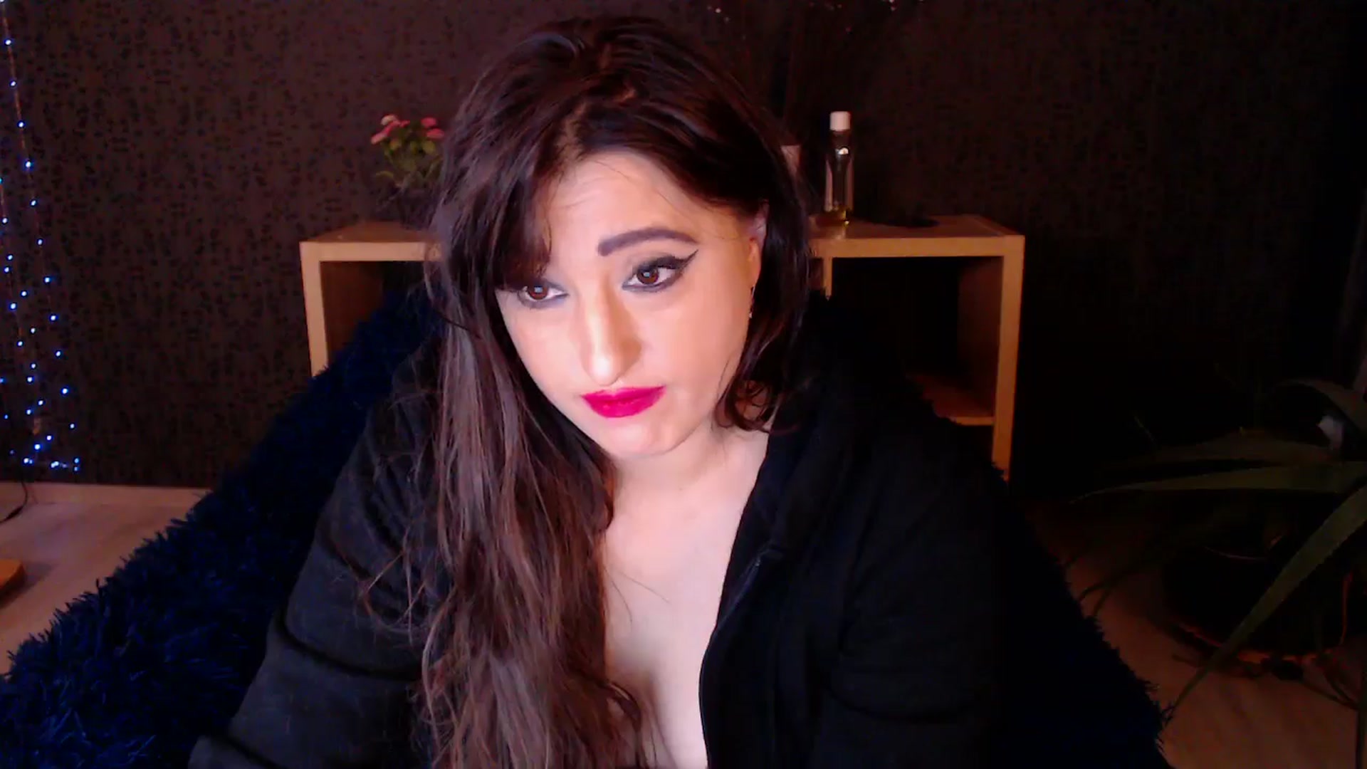 Gallery image thumbnail from HotRebbecca's myfreecams stream on, 11/23/2024, 03:30 image 10 of 20