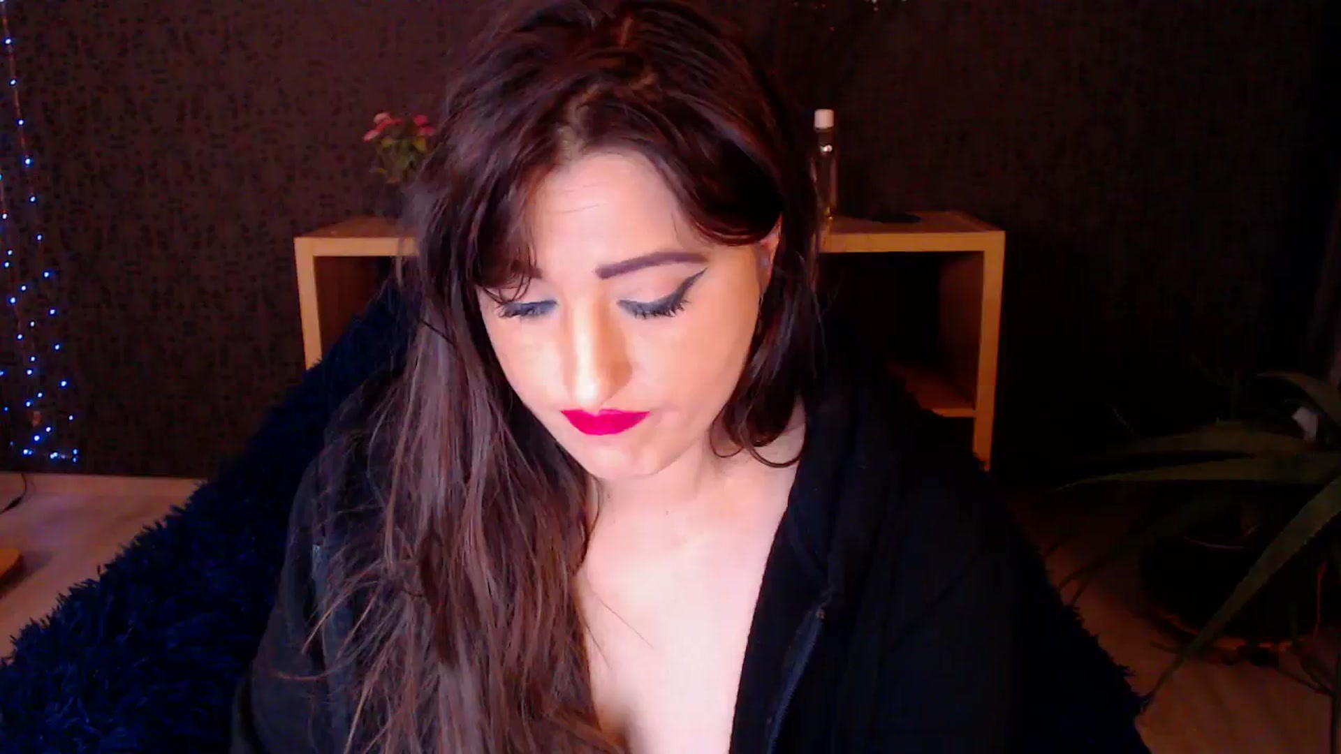Gallery image thumbnail from HotRebbecca's myfreecams stream on, 11/23/2024, 03:30 image 15 of 20
