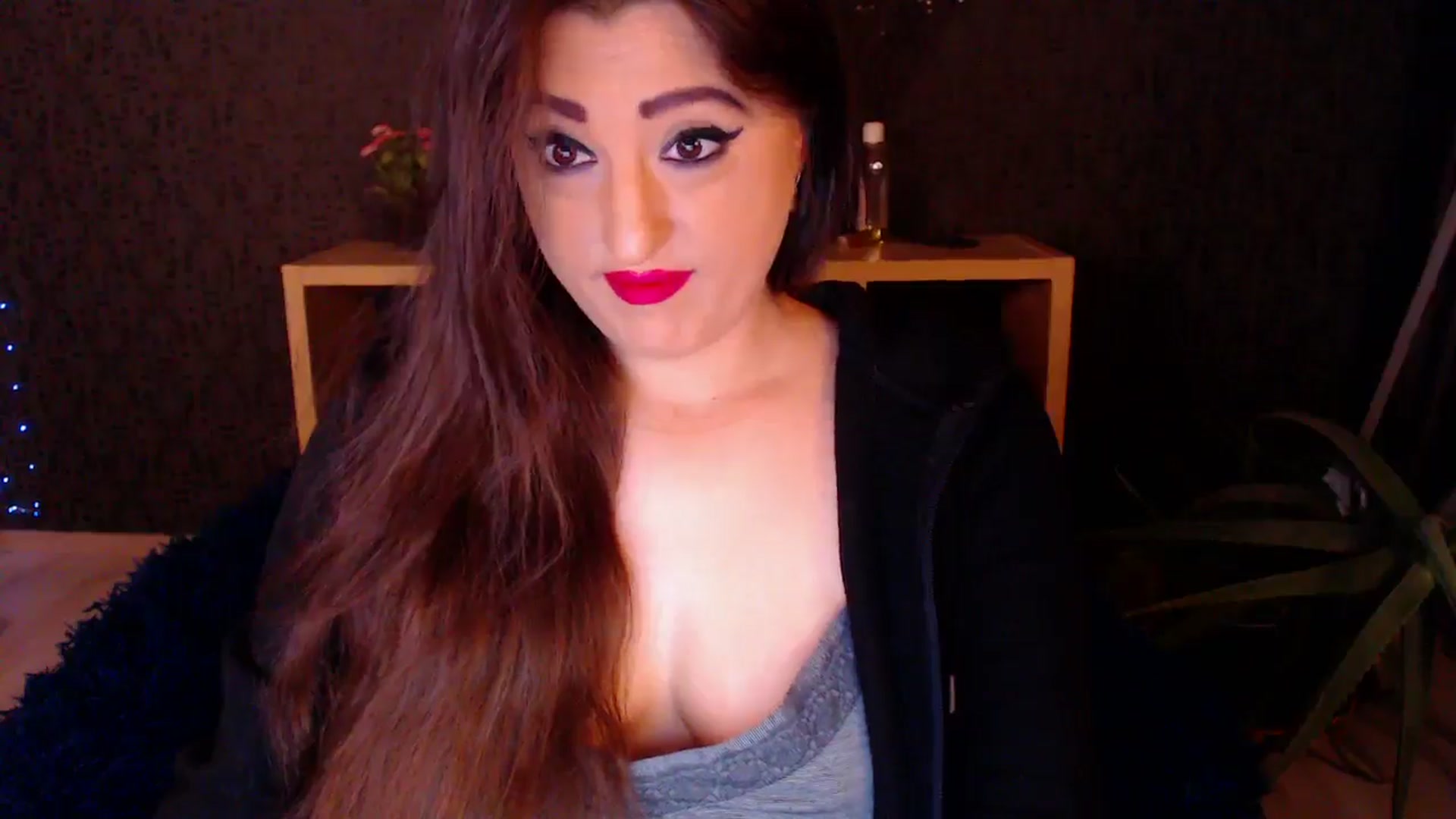 Gallery image thumbnail from HotRebbecca's myfreecams stream on, 11/24/2024, 24:14 image 18 of 20