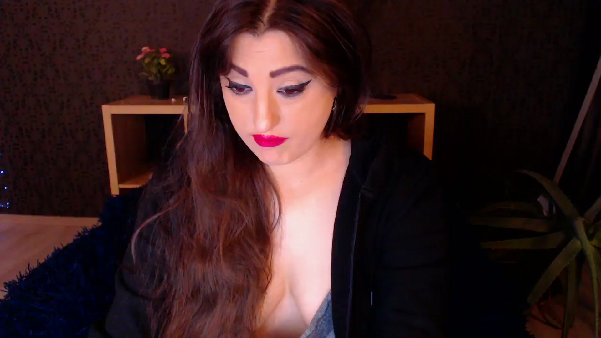 Gallery image thumbnail from HotRebbecca's myfreecams stream on, 11/24/2024, 01:12 image 15 of 20