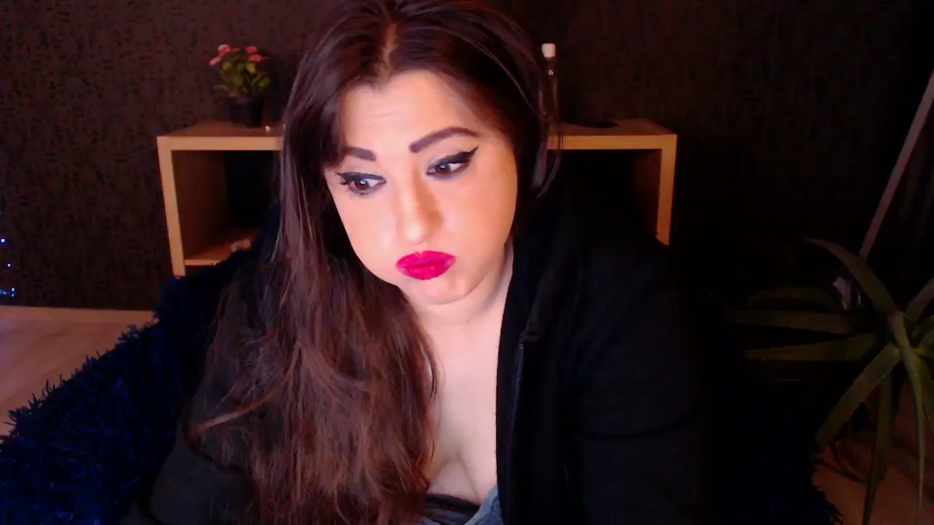 Gallery image thumbnail from HotRebbecca's myfreecams stream on, 11/24/2024, 01:12 image 13 of 20
