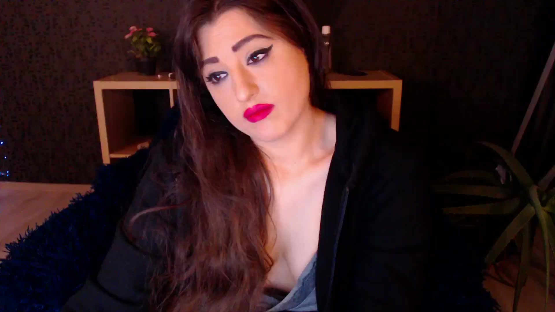 Gallery image thumbnail from HotRebbecca's myfreecams stream on, 11/24/2024, 01:12 image 14 of 20