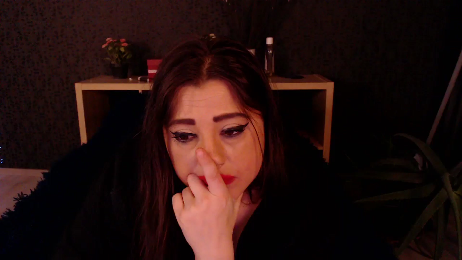 Gallery image thumbnail from HotRebbecca's myfreecams stream on, 11/24/2024, 03:14 image 12 of 20