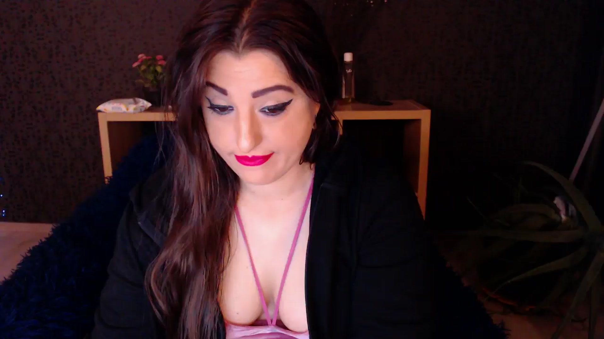 Gallery image thumbnail from HotRebbecca's myfreecams stream on, 11/24/2024, 23:44 image 13 of 20