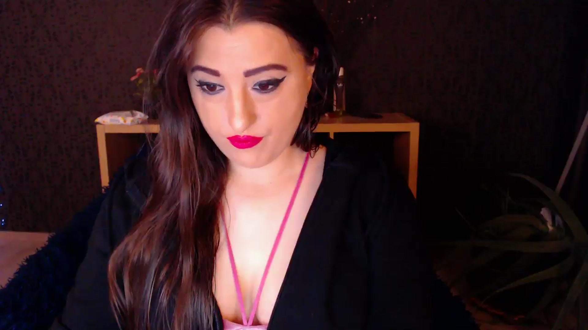 Gallery image thumbnail from HotRebbecca's myfreecams stream on, 11/24/2024, 23:44 image 9 of 20