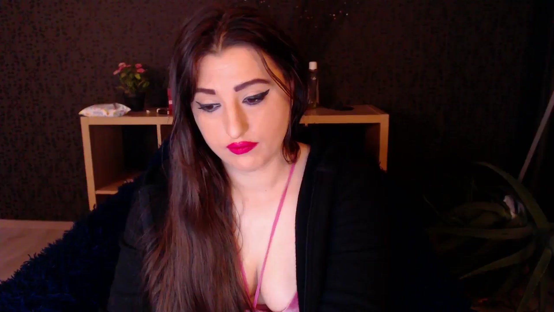 Gallery image thumbnail from HotRebbecca's myfreecams stream on, 11/25/2024, 01:37 image 10 of 20