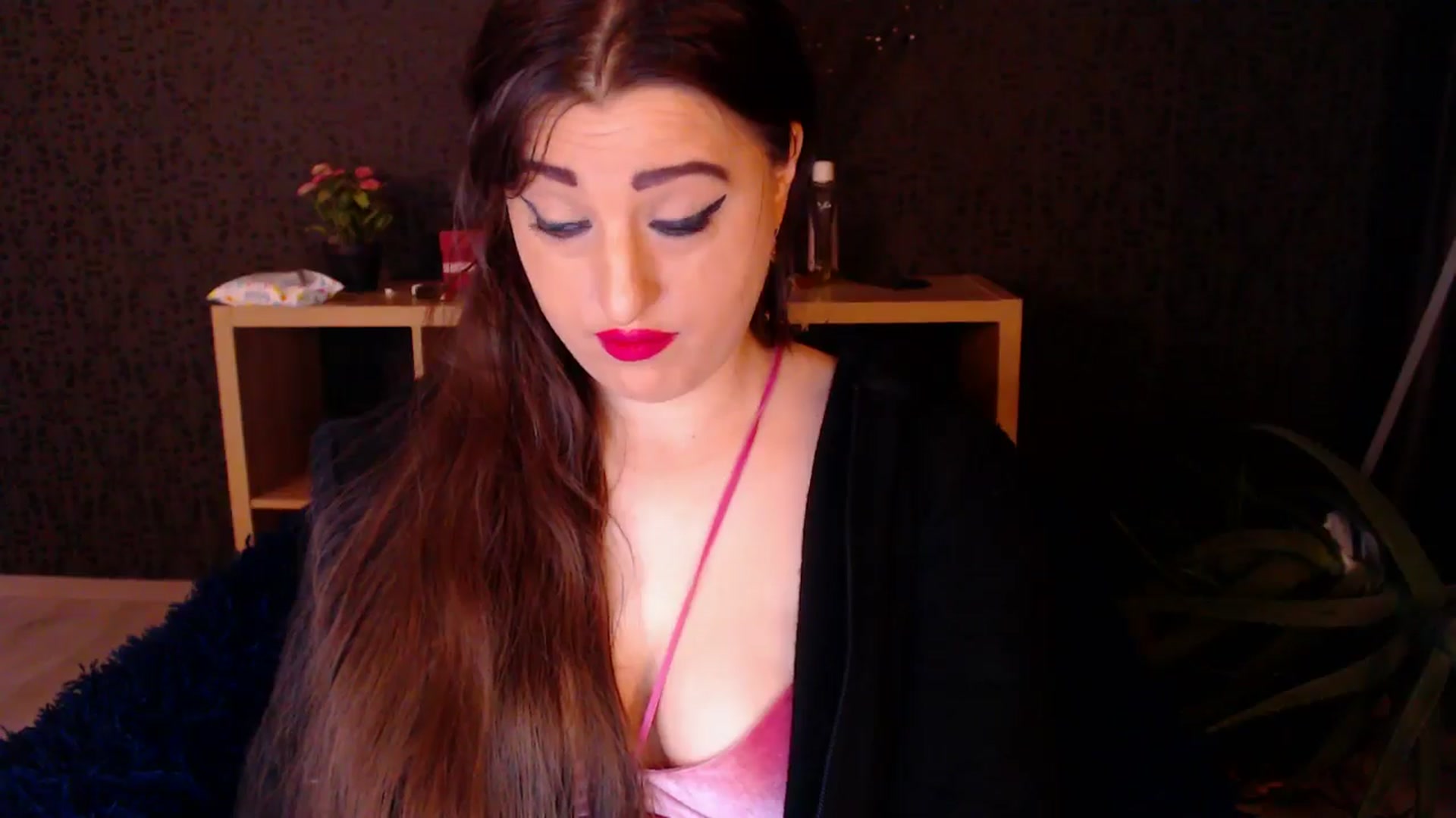 Gallery image thumbnail from HotRebbecca's myfreecams stream on, 11/25/2024, 01:37 image 12 of 20