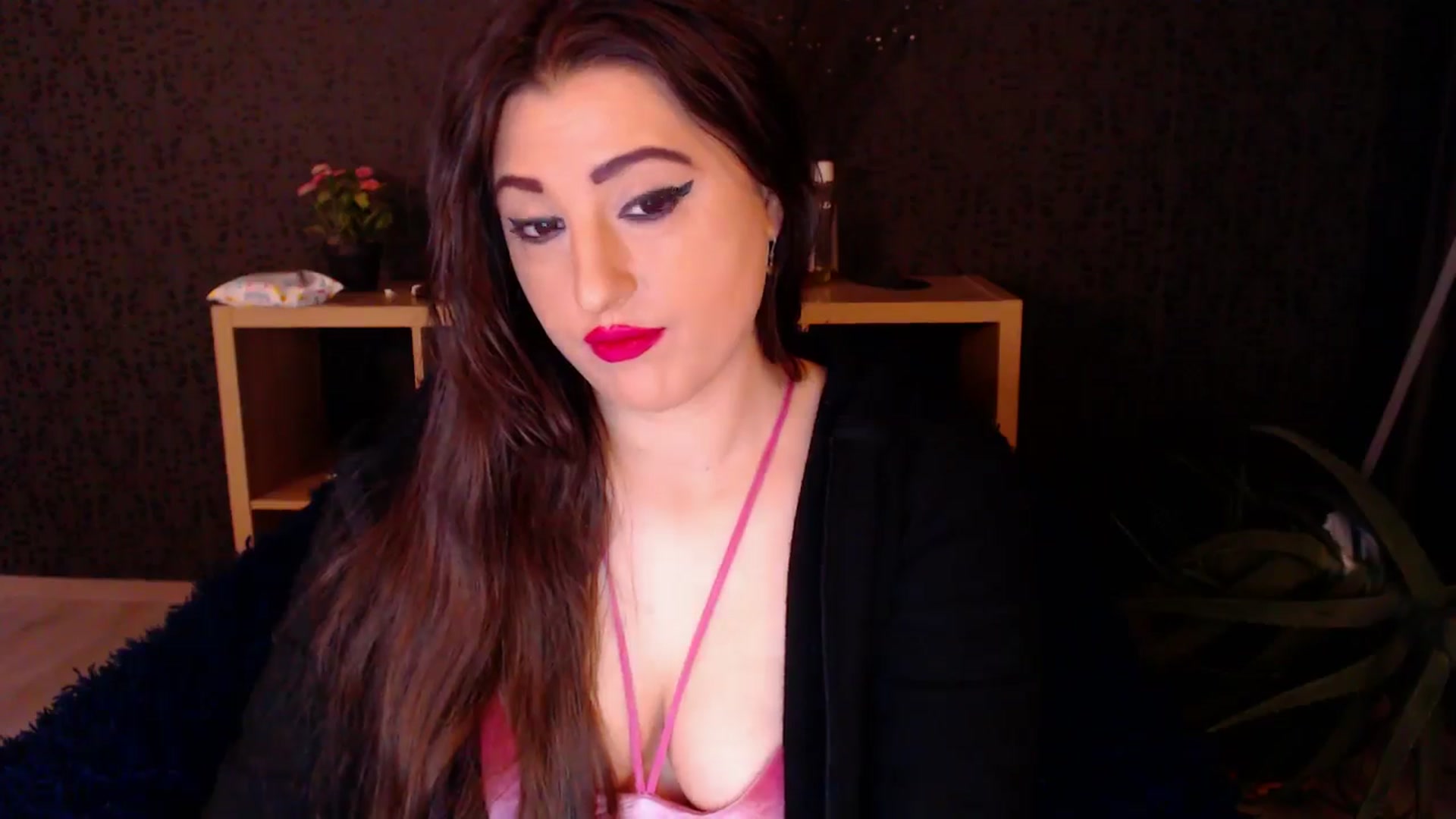 Gallery image thumbnail from HotRebbecca's myfreecams stream on, 11/25/2024, 01:37 image 7 of 20
