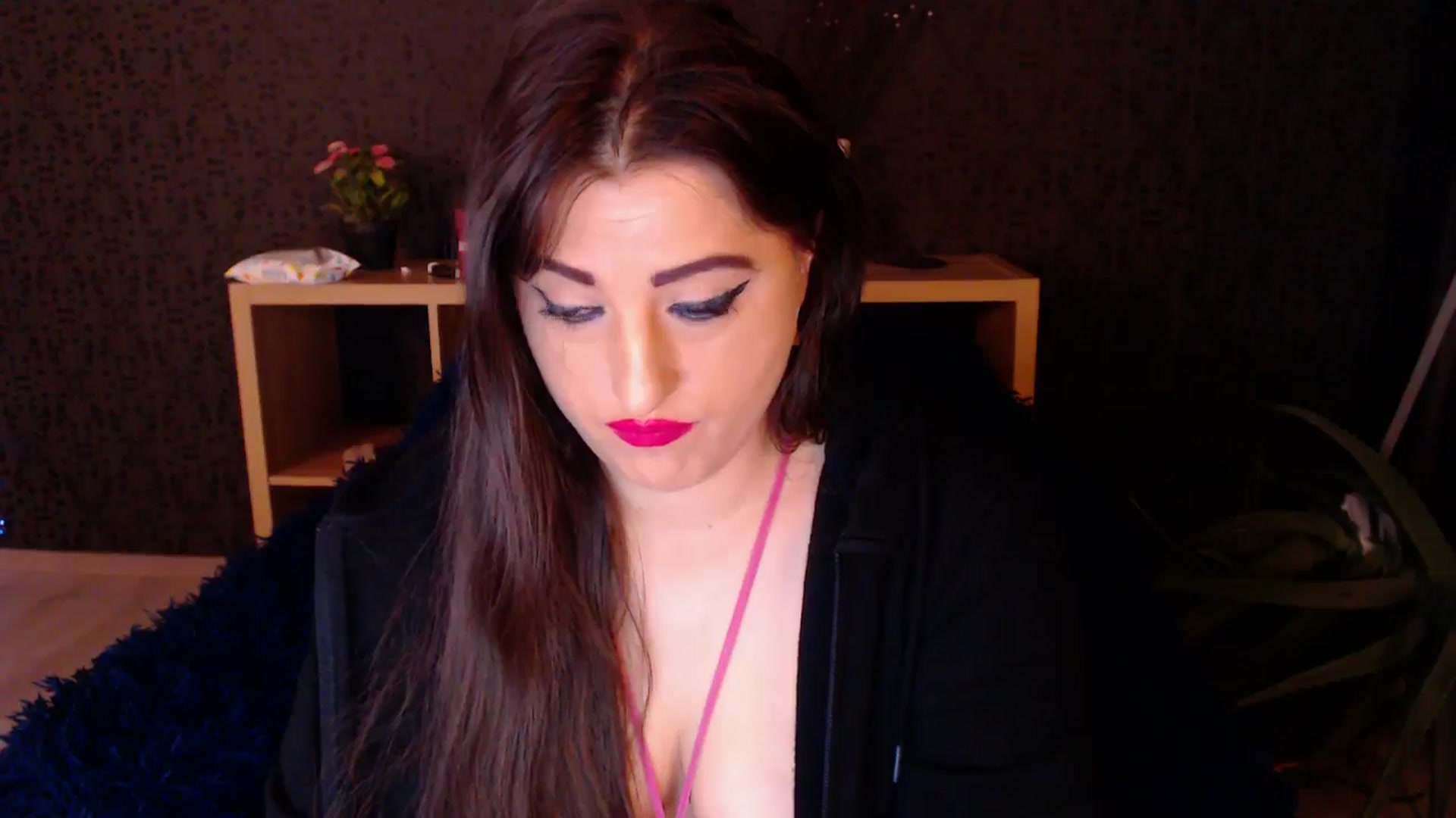 Gallery image thumbnail from HotRebbecca's myfreecams stream on, 11/25/2024, 01:37 image 20 of 20