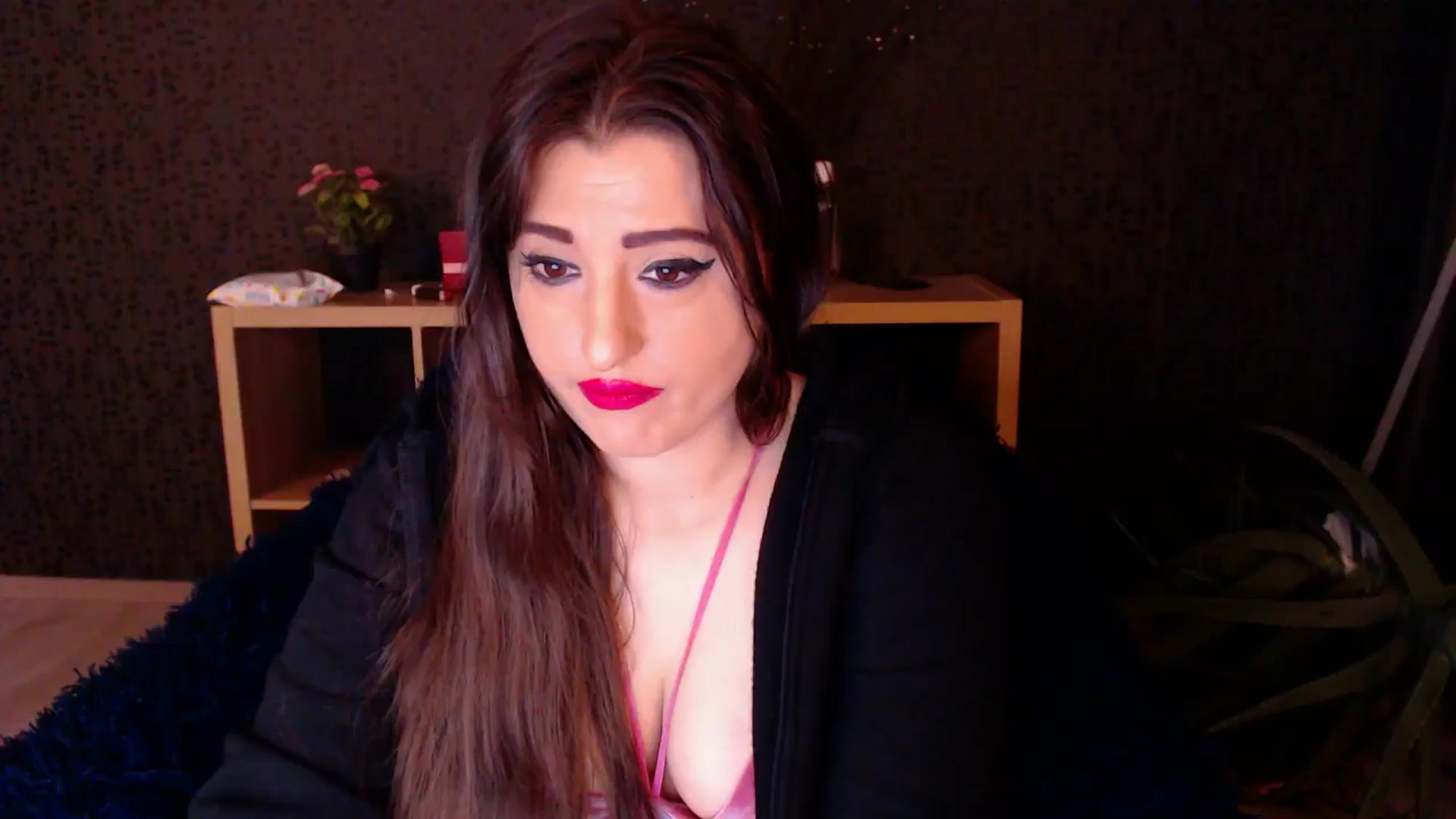 Gallery image thumbnail from HotRebbecca's myfreecams stream on, 11/25/2024, 01:37 image 9 of 20