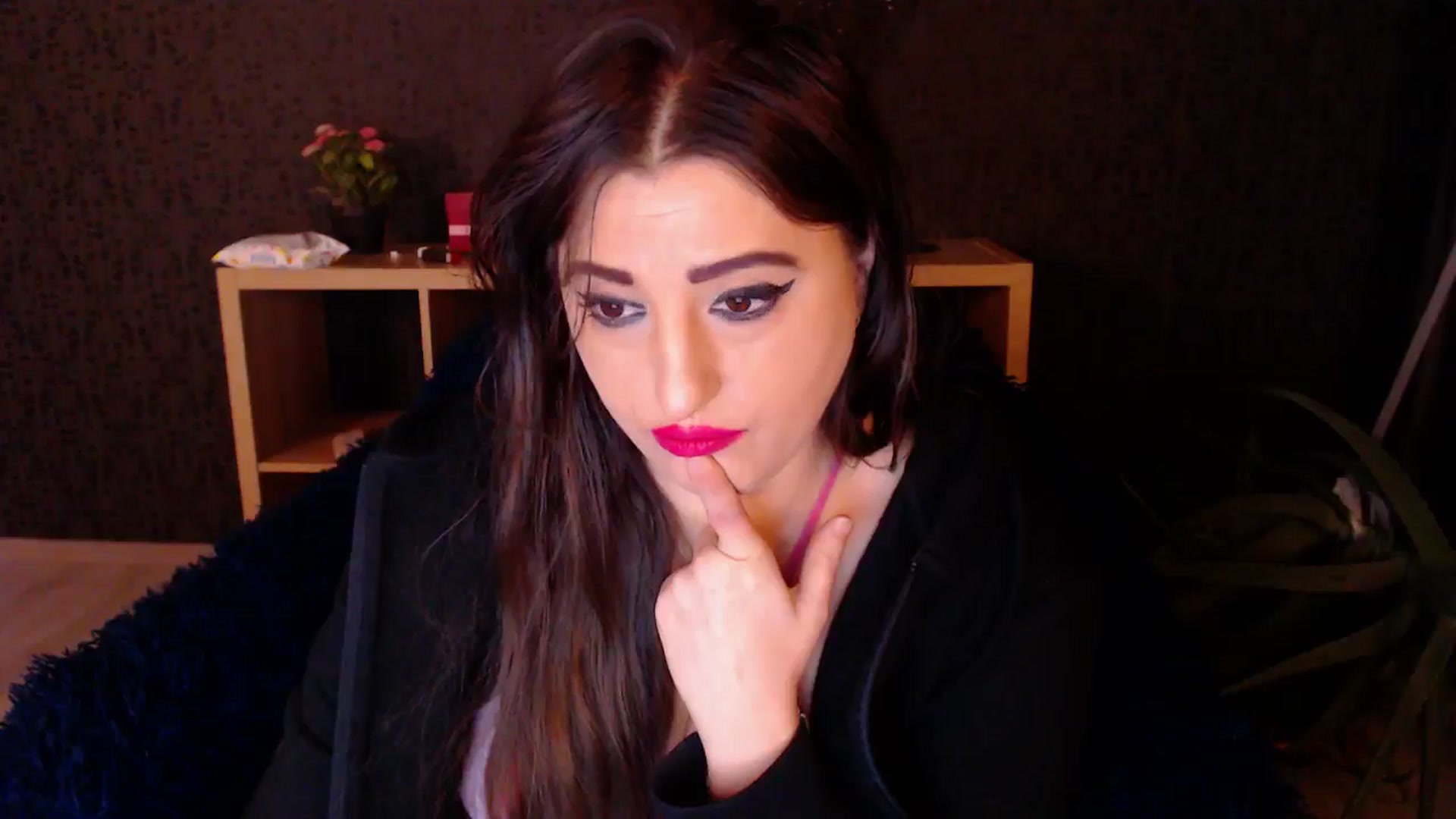 Gallery image thumbnail from HotRebbecca's myfreecams stream on, 11/25/2024, 02:45 image 19 of 20
