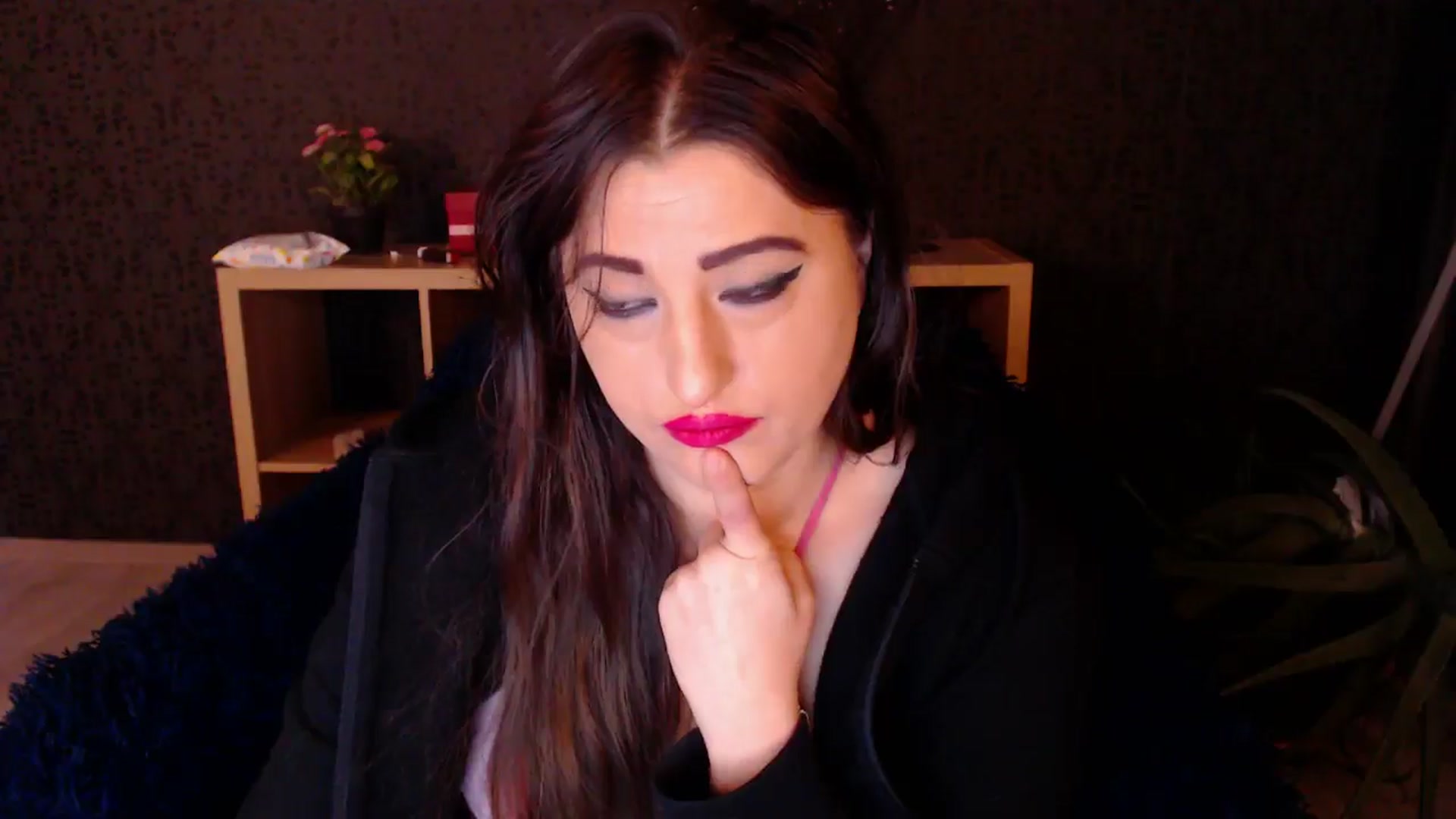 Gallery image thumbnail from HotRebbecca's myfreecams stream on, 11/25/2024, 02:45 image 20 of 20
