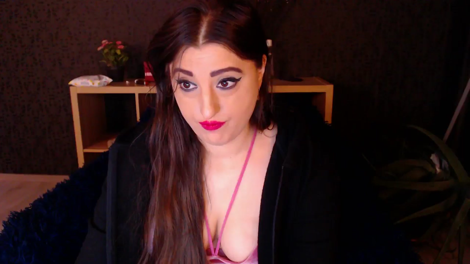 Gallery image thumbnail from HotRebbecca's myfreecams stream on, 11/25/2024, 02:45 image 16 of 20