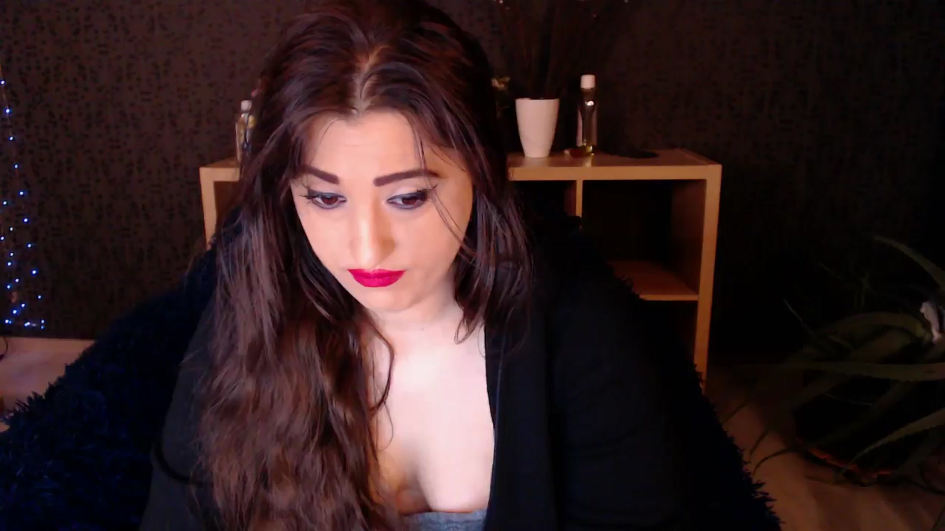 Gallery image thumbnail from HotRebbecca's myfreecams stream on, 11/26/2024, 01:26 image 14 of 20