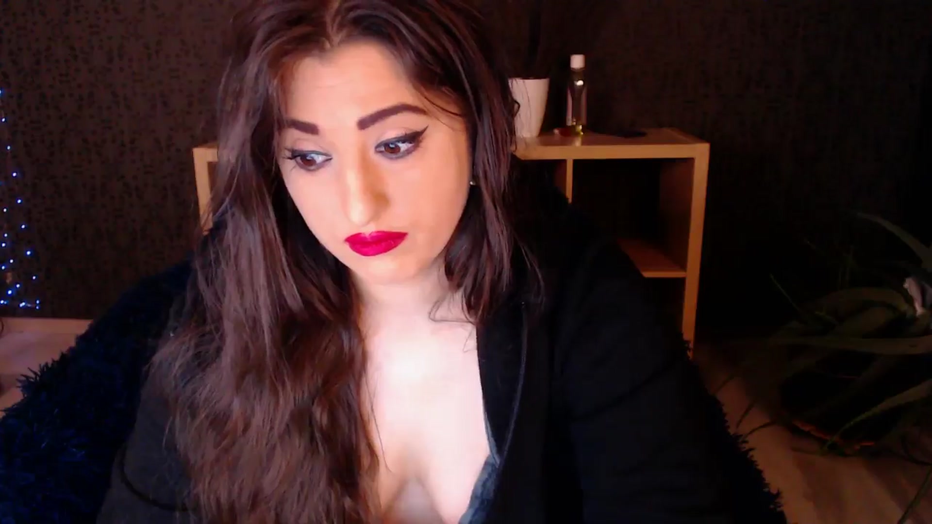 Gallery image thumbnail from HotRebbecca's myfreecams stream on, 11/26/2024, 01:26 image 19 of 20