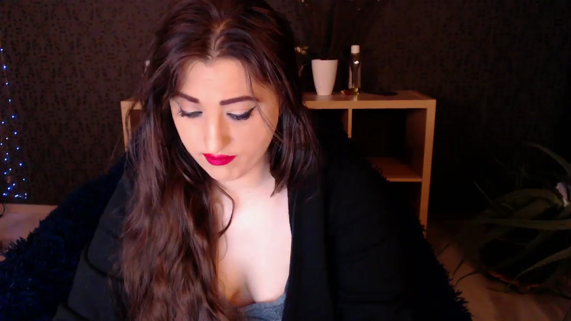 Gallery image thumbnail from HotRebbecca's myfreecams stream on, 11/26/2024, 01:26 image 13 of 20