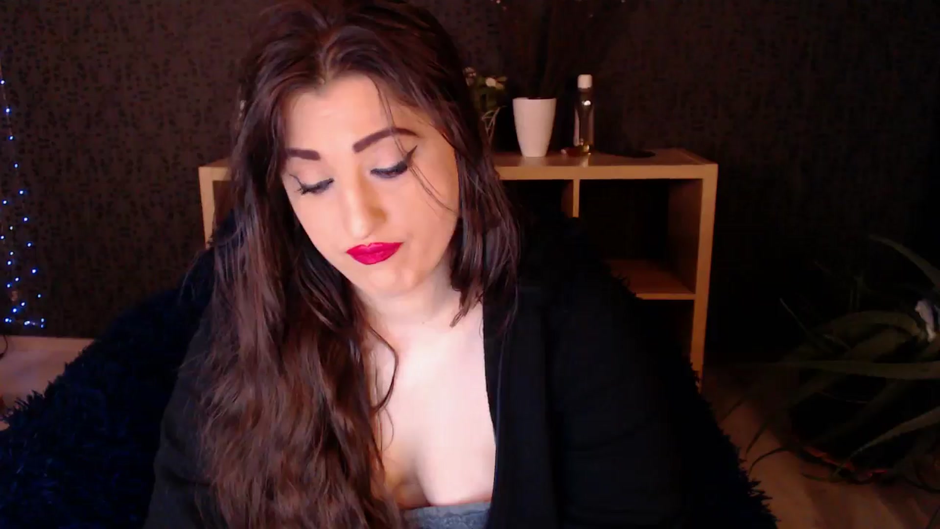 Gallery image thumbnail from HotRebbecca's myfreecams stream on, 11/26/2024, 01:26 image 15 of 20