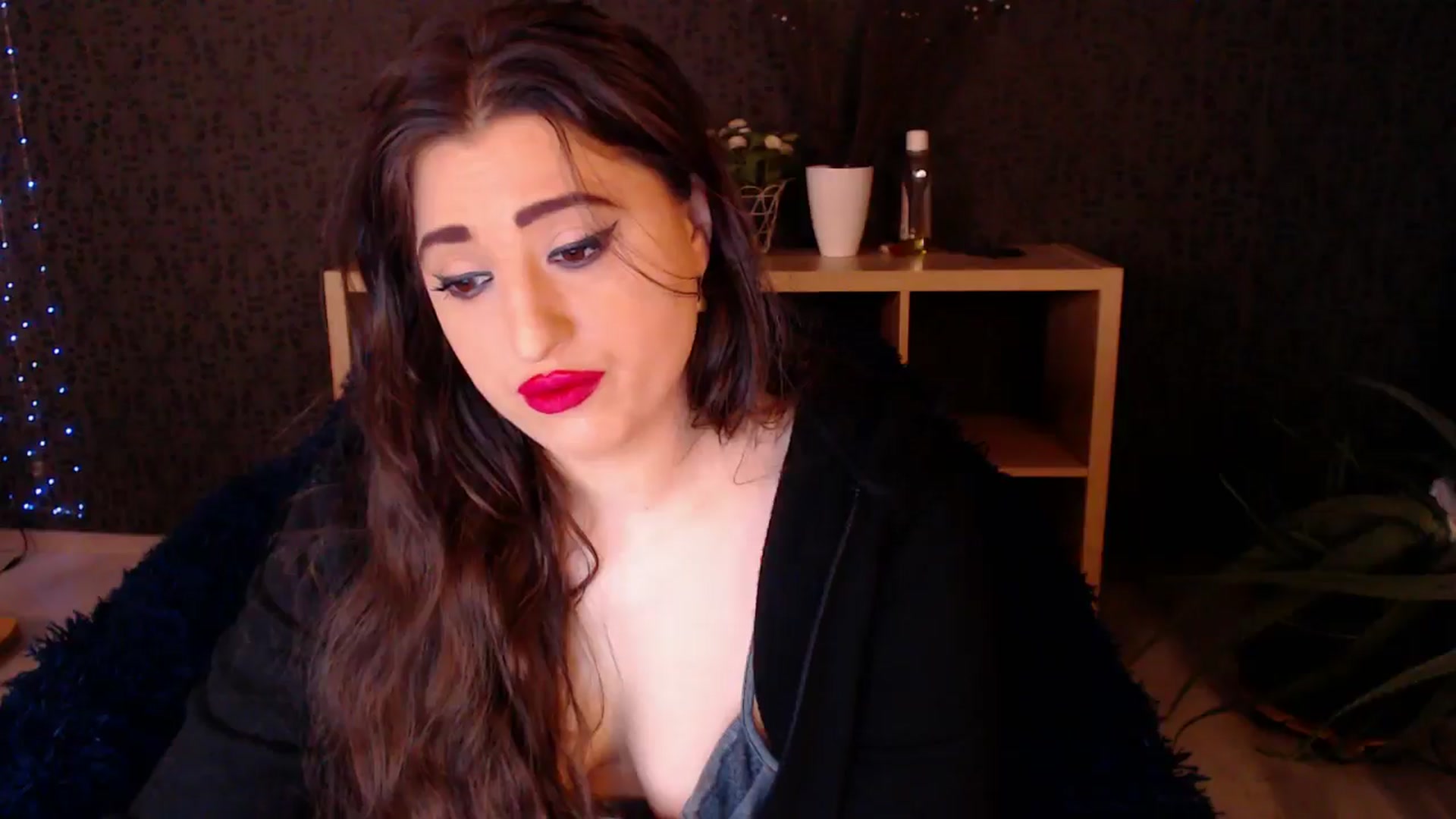 Gallery image thumbnail from HotRebbecca's myfreecams stream on, 11/26/2024, 01:26 image 12 of 20
