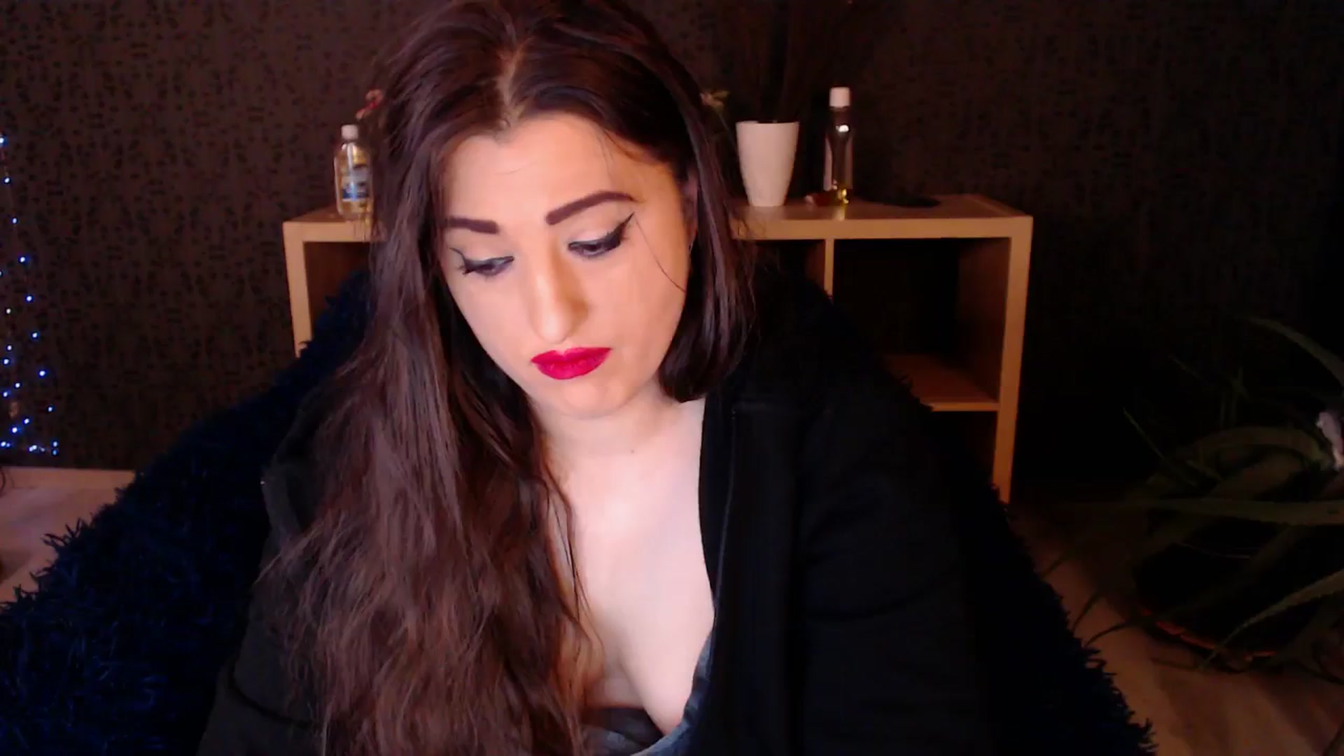 Gallery image thumbnail from HotRebbecca's myfreecams stream on, 11/26/2024, 02:52 image 14 of 20