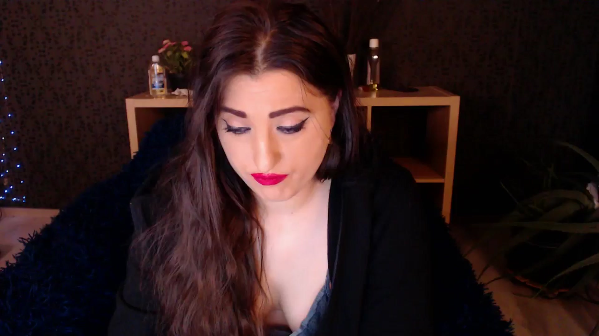 Gallery image thumbnail from HotRebbecca's myfreecams stream on, 11/26/2024, 02:52 image 7 of 20