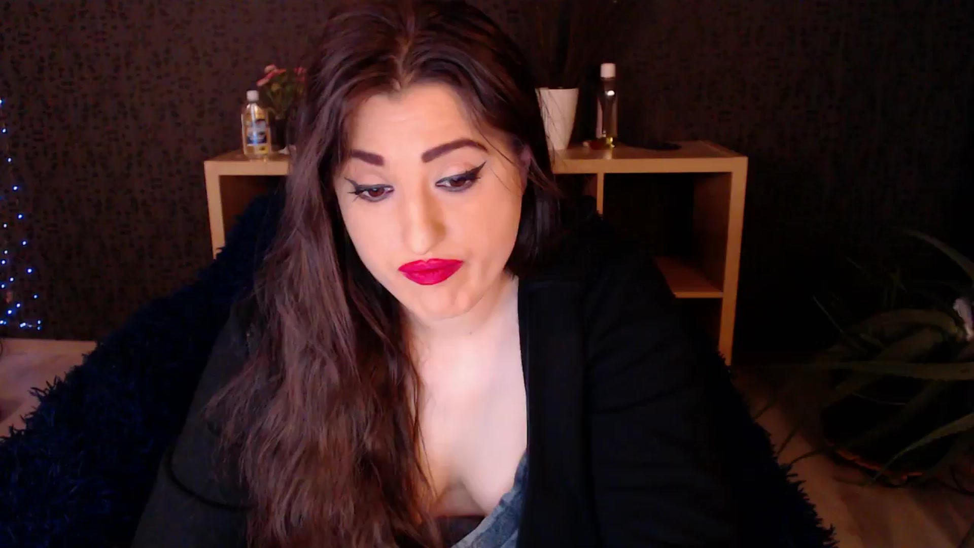Gallery image thumbnail from HotRebbecca's myfreecams stream on, 11/26/2024, 02:52 image 1 of 20
