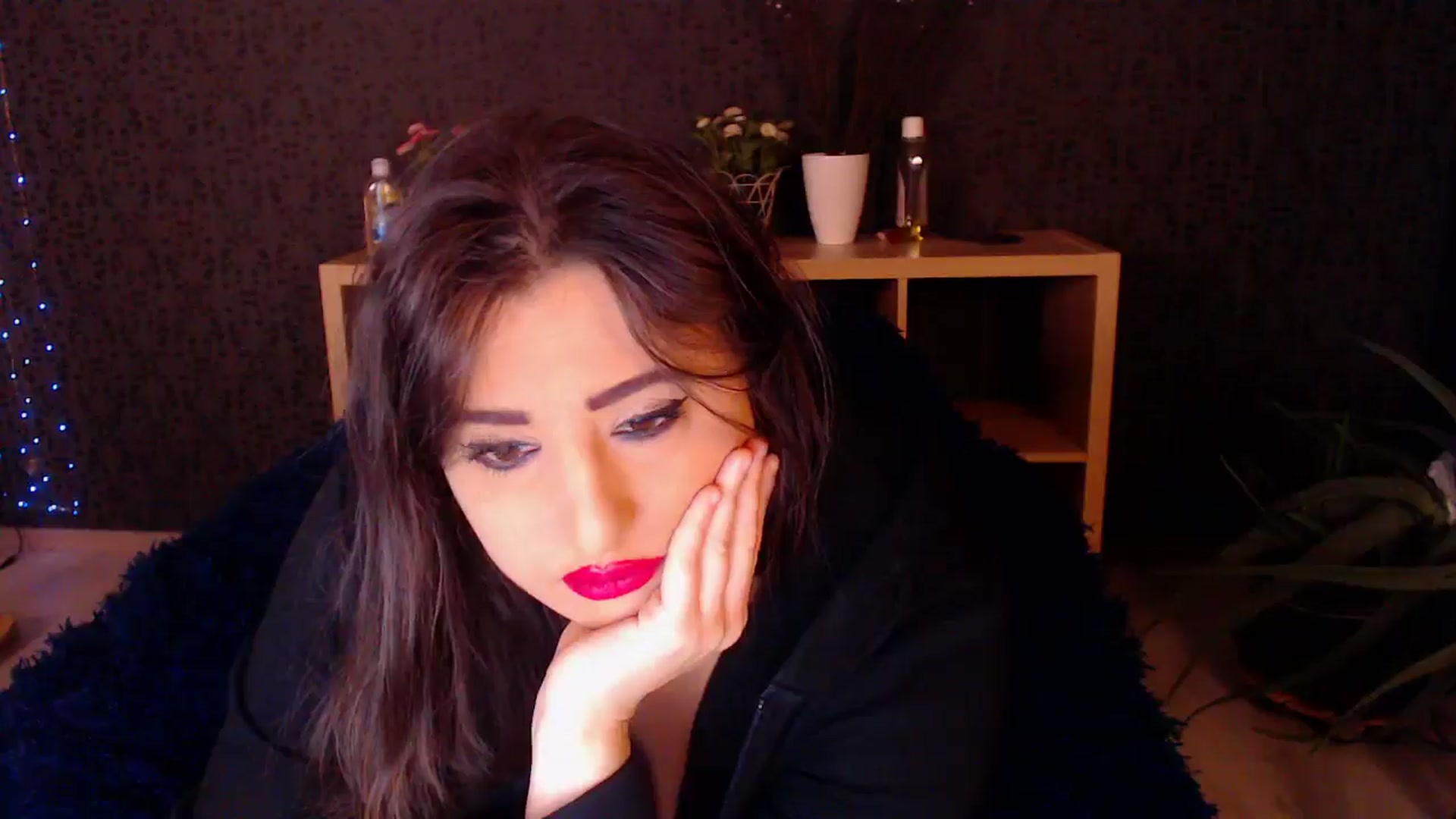 Gallery image thumbnail from HotRebbecca's myfreecams stream on, 11/27/2024, 24:27 image 18 of 20